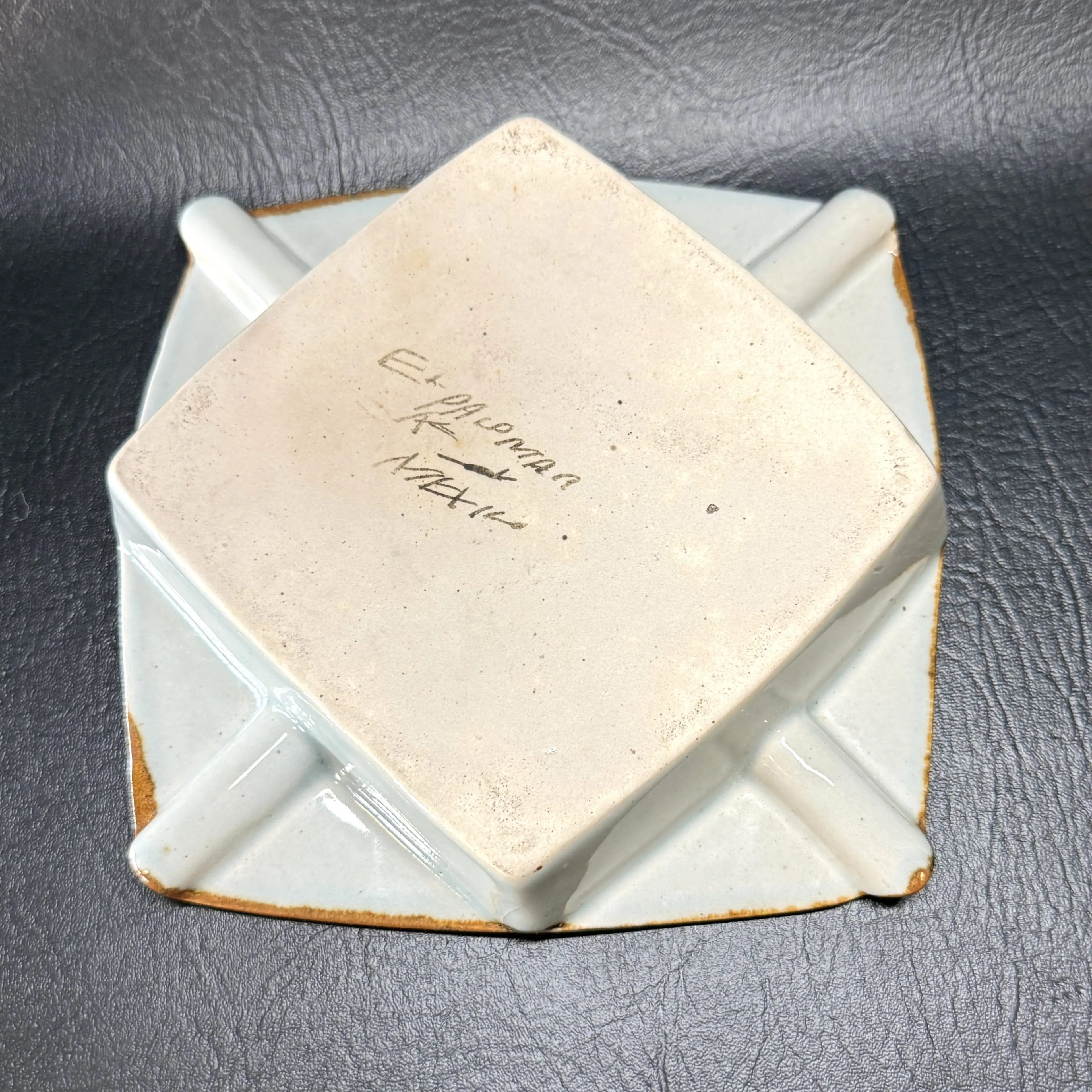 Image 4 of 6