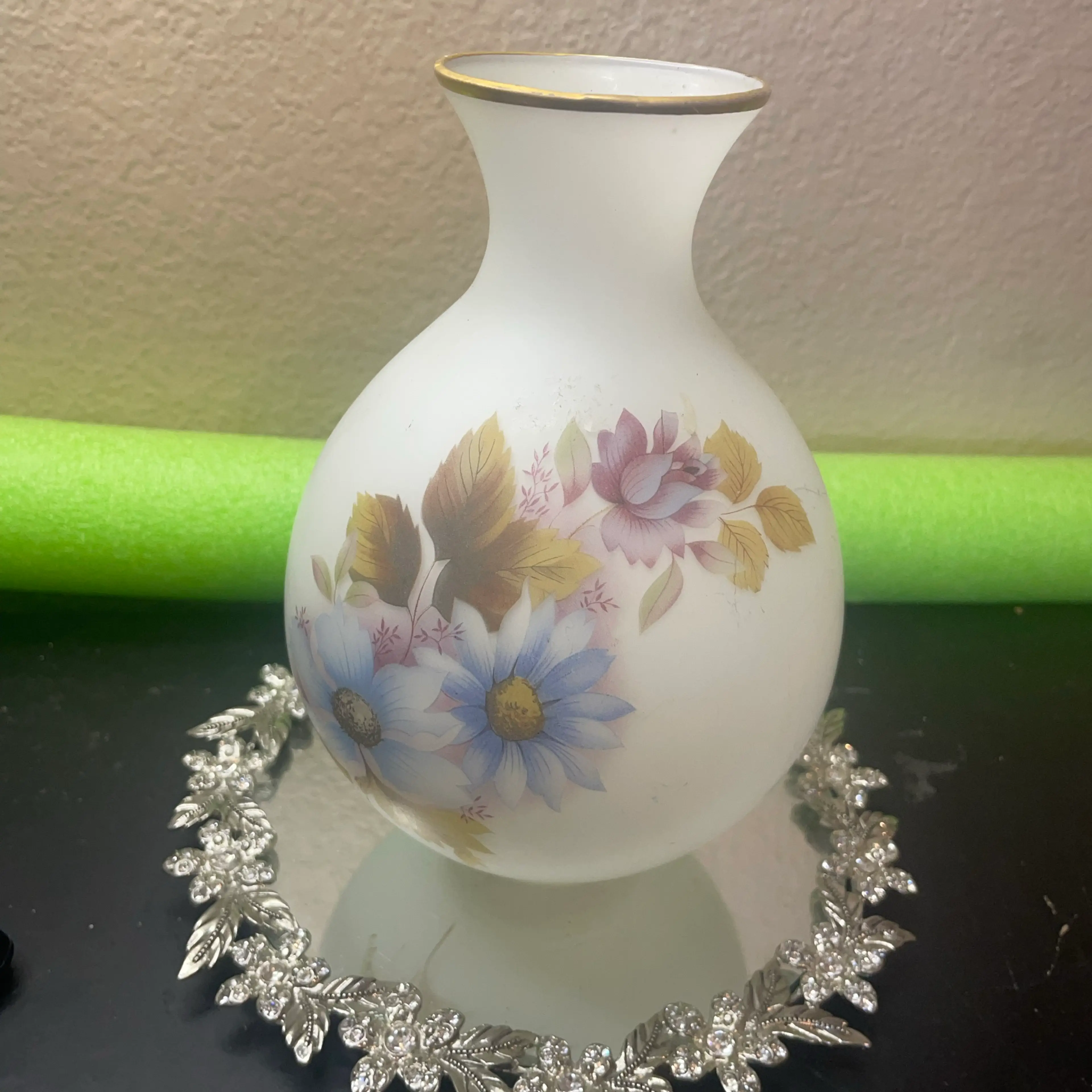 Image 4 of 4