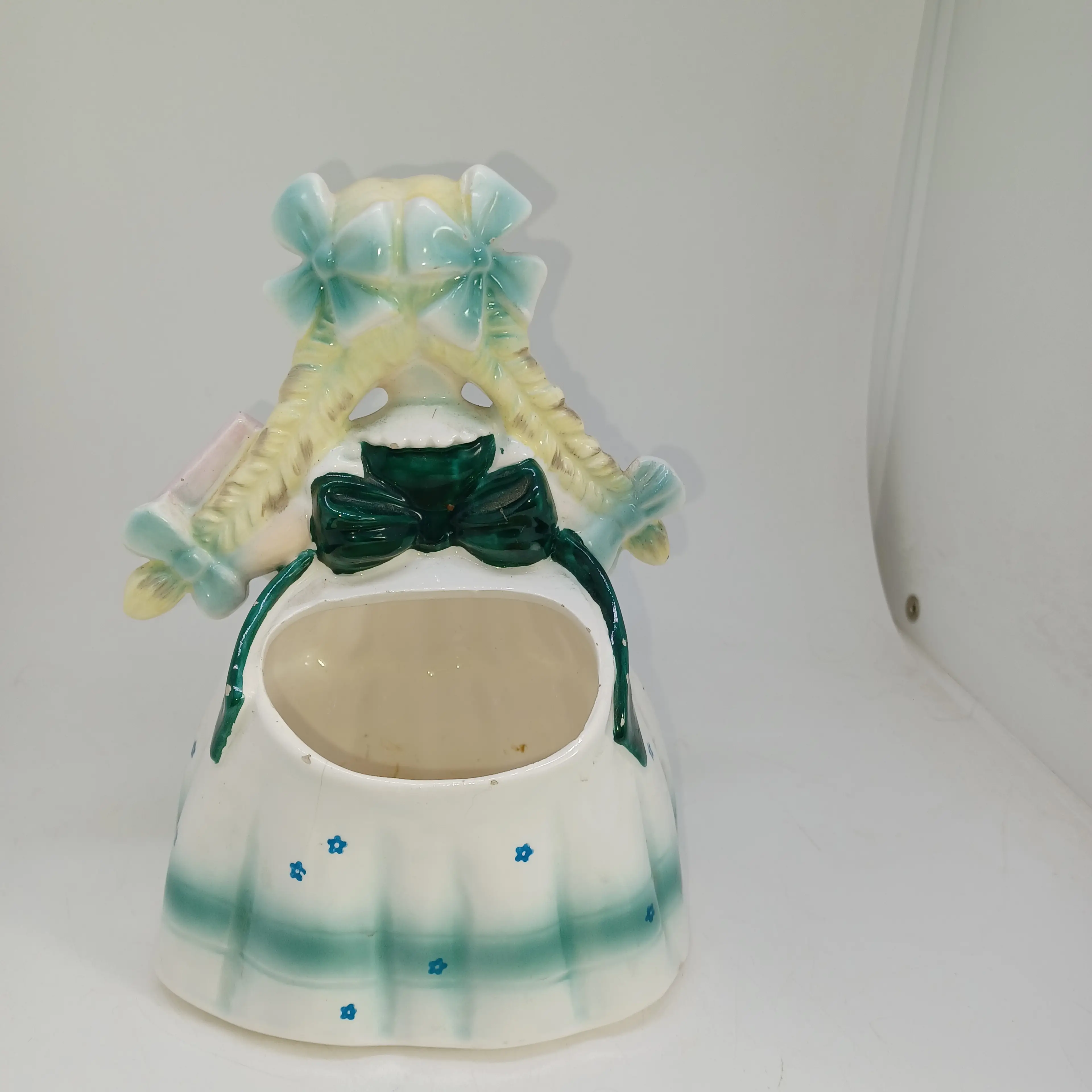 Image 4 of 9