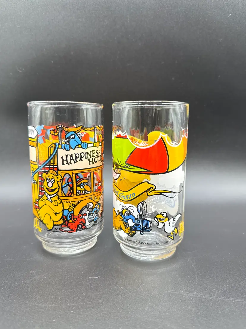 McDONALDS MONOPOLY GAME~ THE GREAT MUPPET CAPER 15oz Drinking Glasses