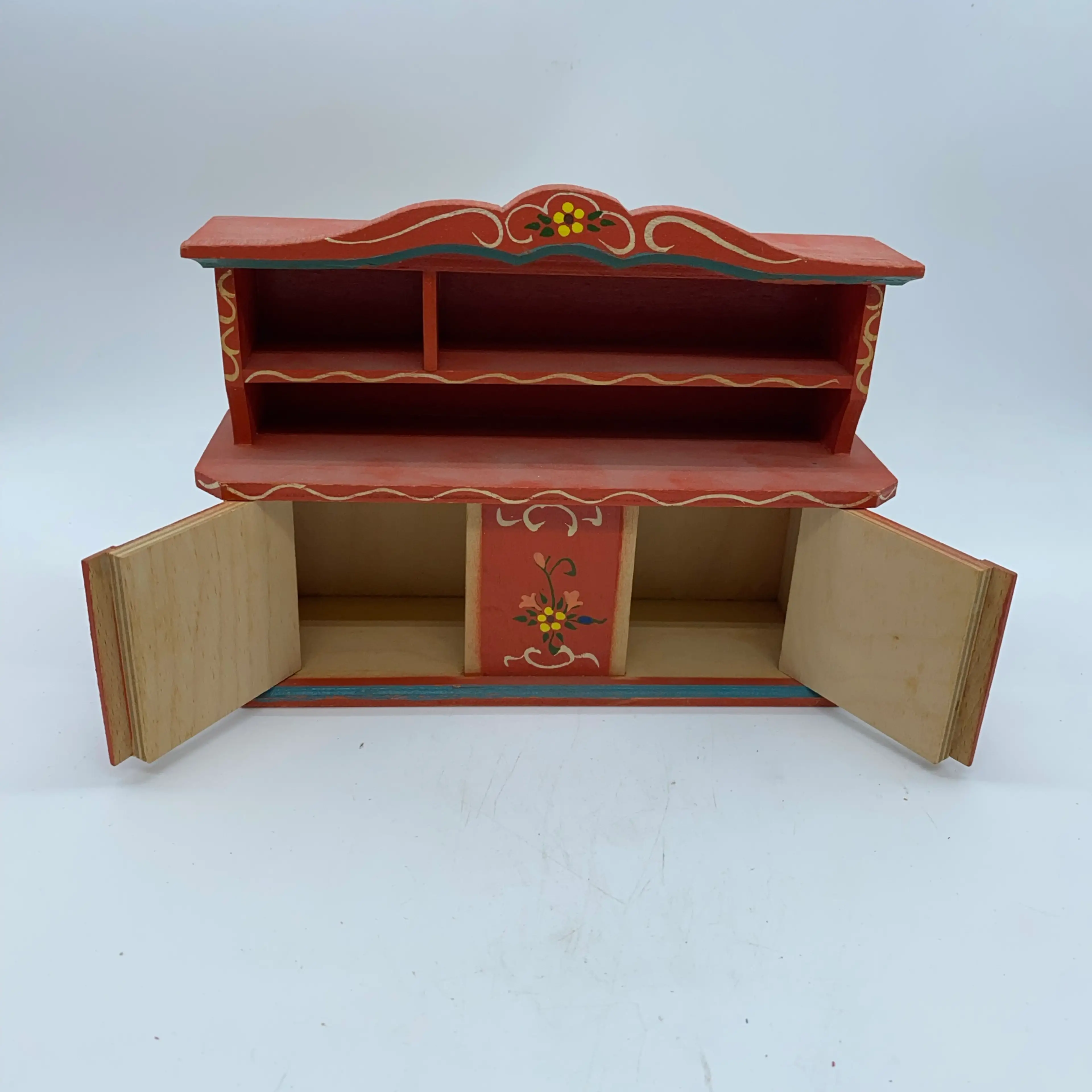 Image 4 of 4