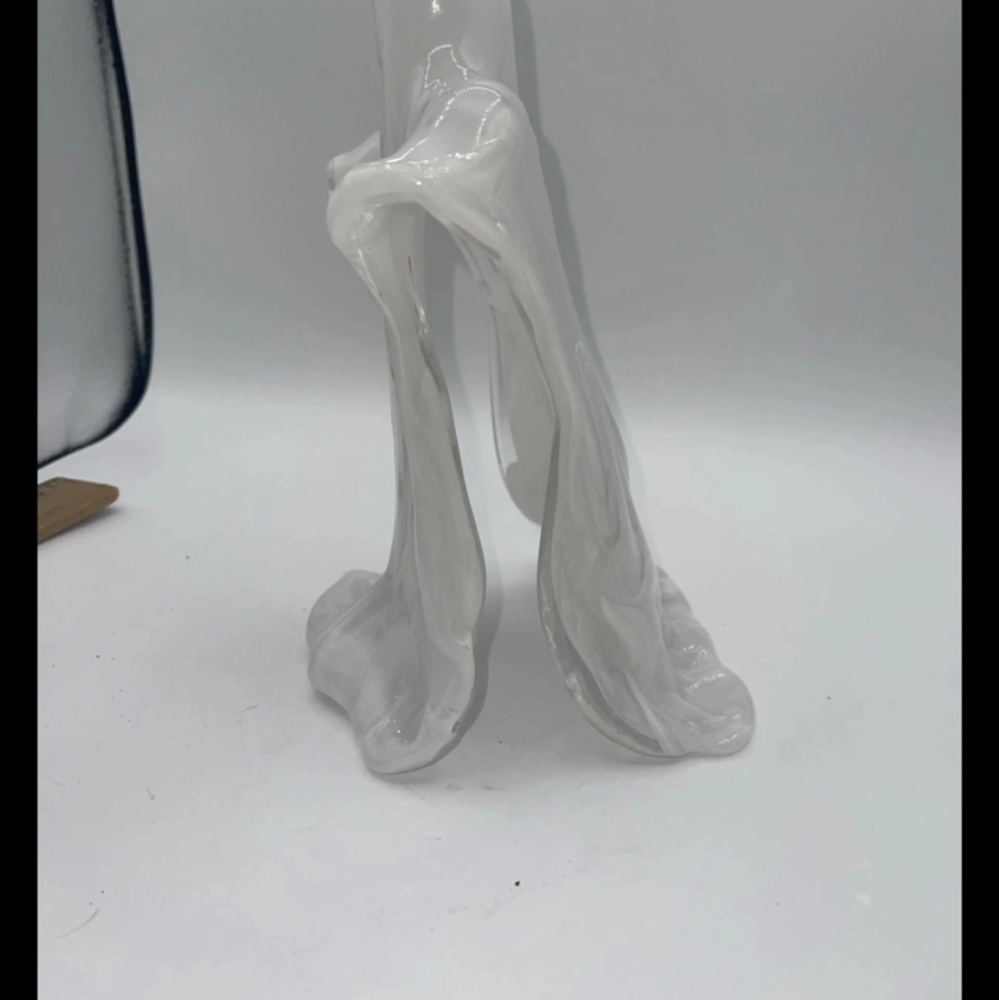 Image 2 of 4