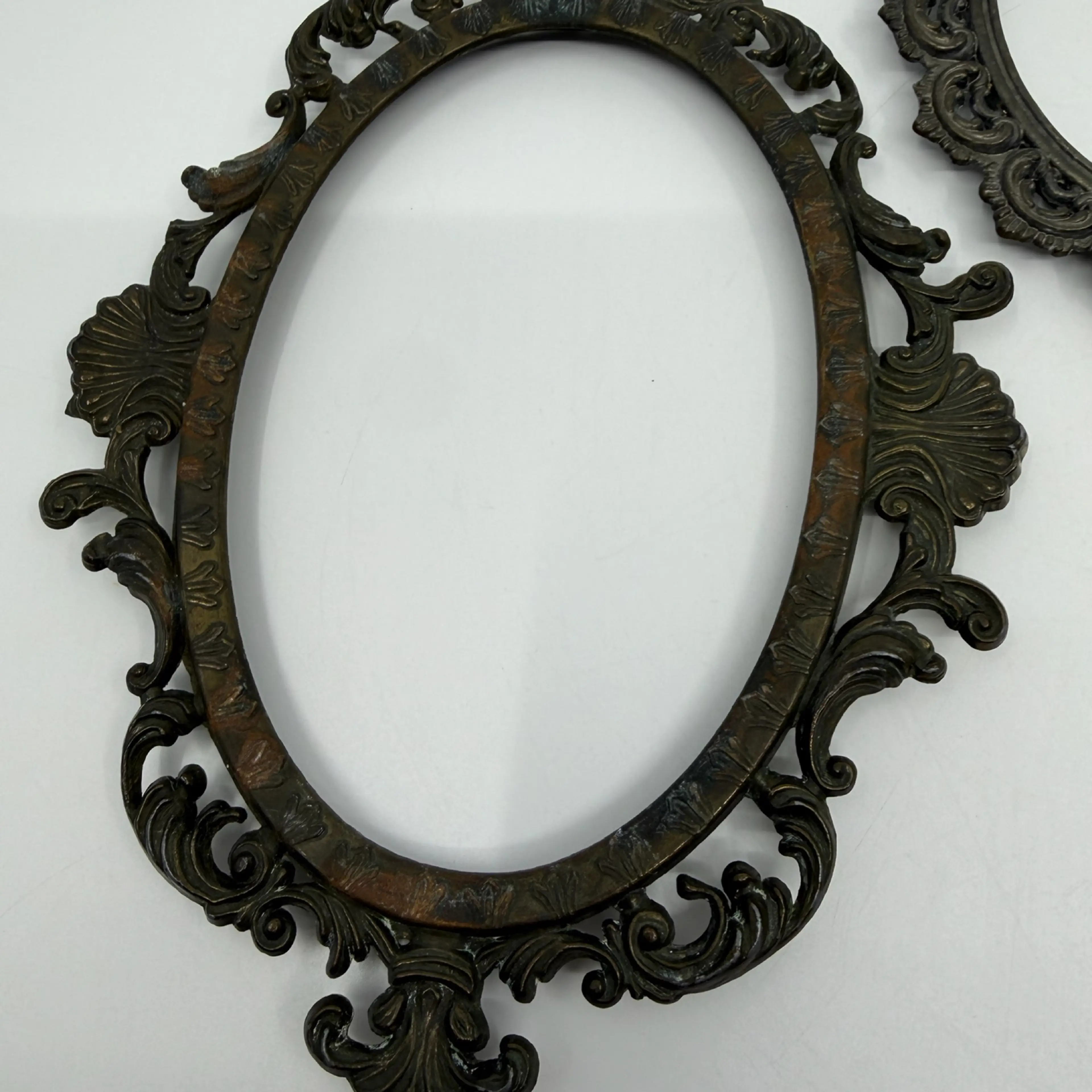 Image 2 of 10
