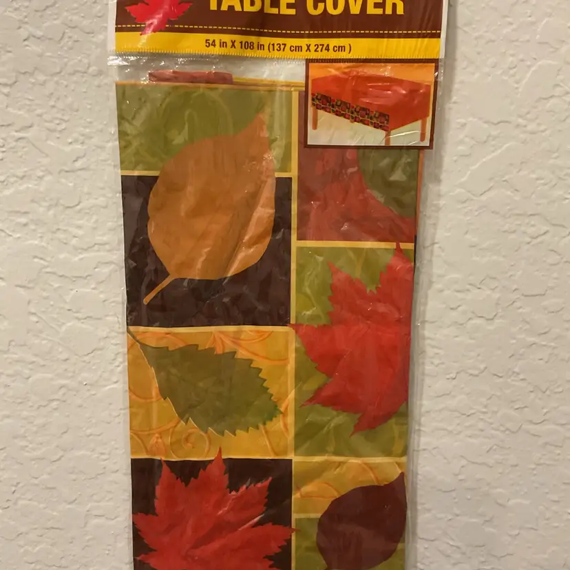 🚶🏻‍♀️🪾Fall Leaf 🍁 PlasticTable cover 54”x108”