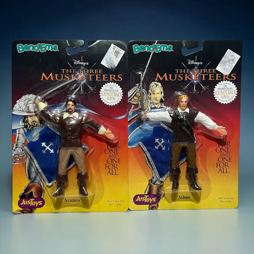 2 VTG JusToys Bend-Ems Disney Three Musketeers Athos & Aramis NIP