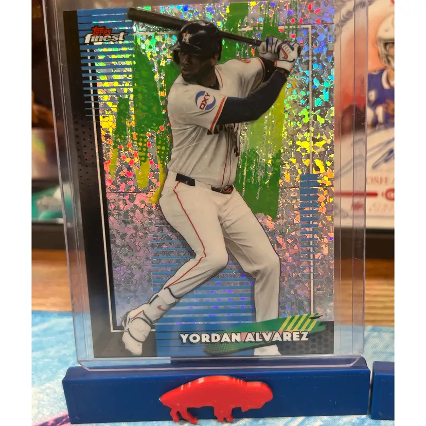 Yordan Alvarez Speckle Refractor Astros MVP?