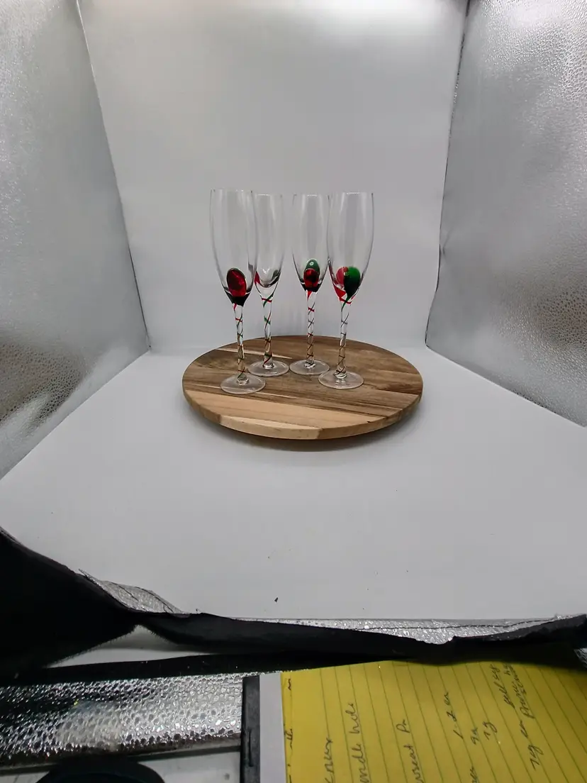 Pier 1 Optic Drop Swirl Blown Glass Champagne Flutes Red Green Spiral Swirl Dots Stem Boxed Set 4.