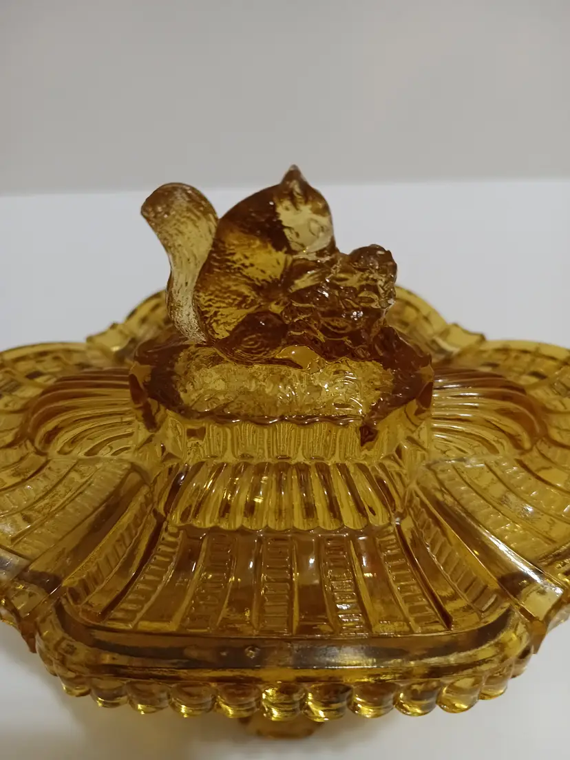 Portieux Vallerysthal Amber Nut Dish