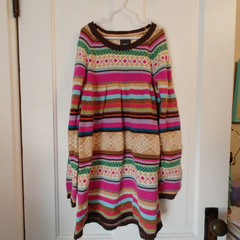 Kids- Brand: Gap Kids. Size Large 10. Sweater dress. Material- 100% cotton. No callouts.