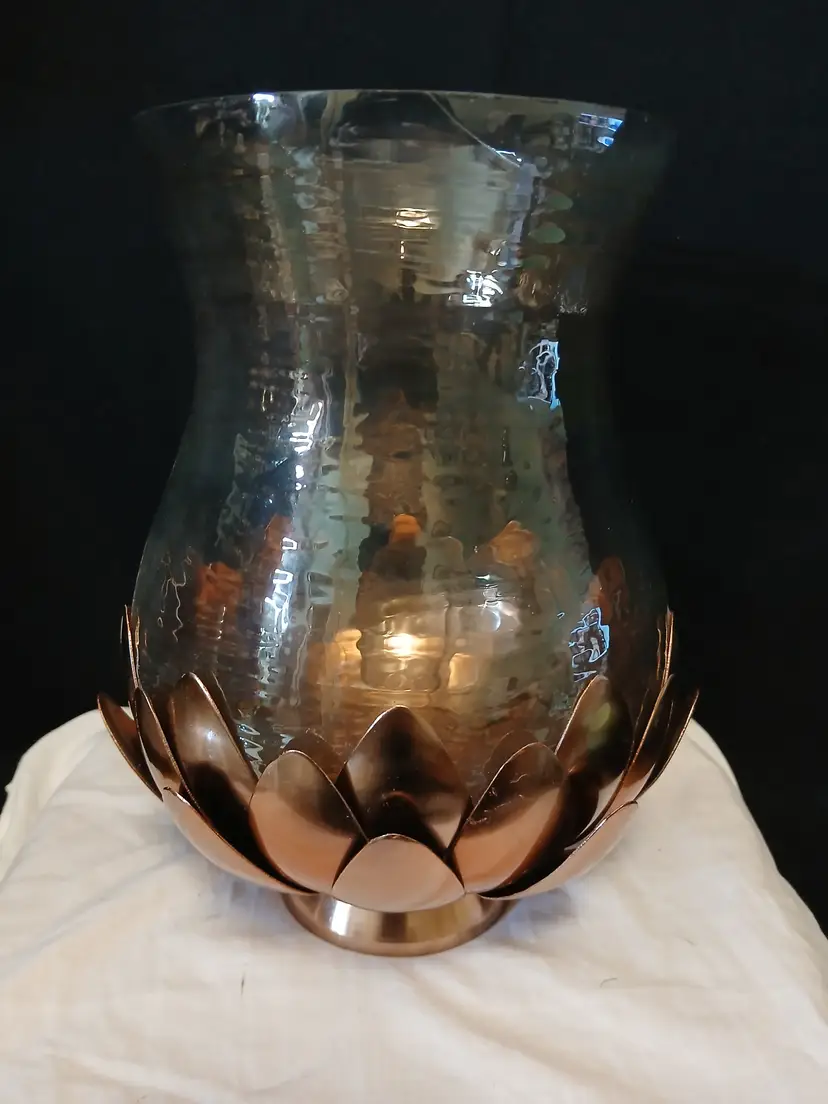 #01 A Lotus Pillar Candle Holder /Vase