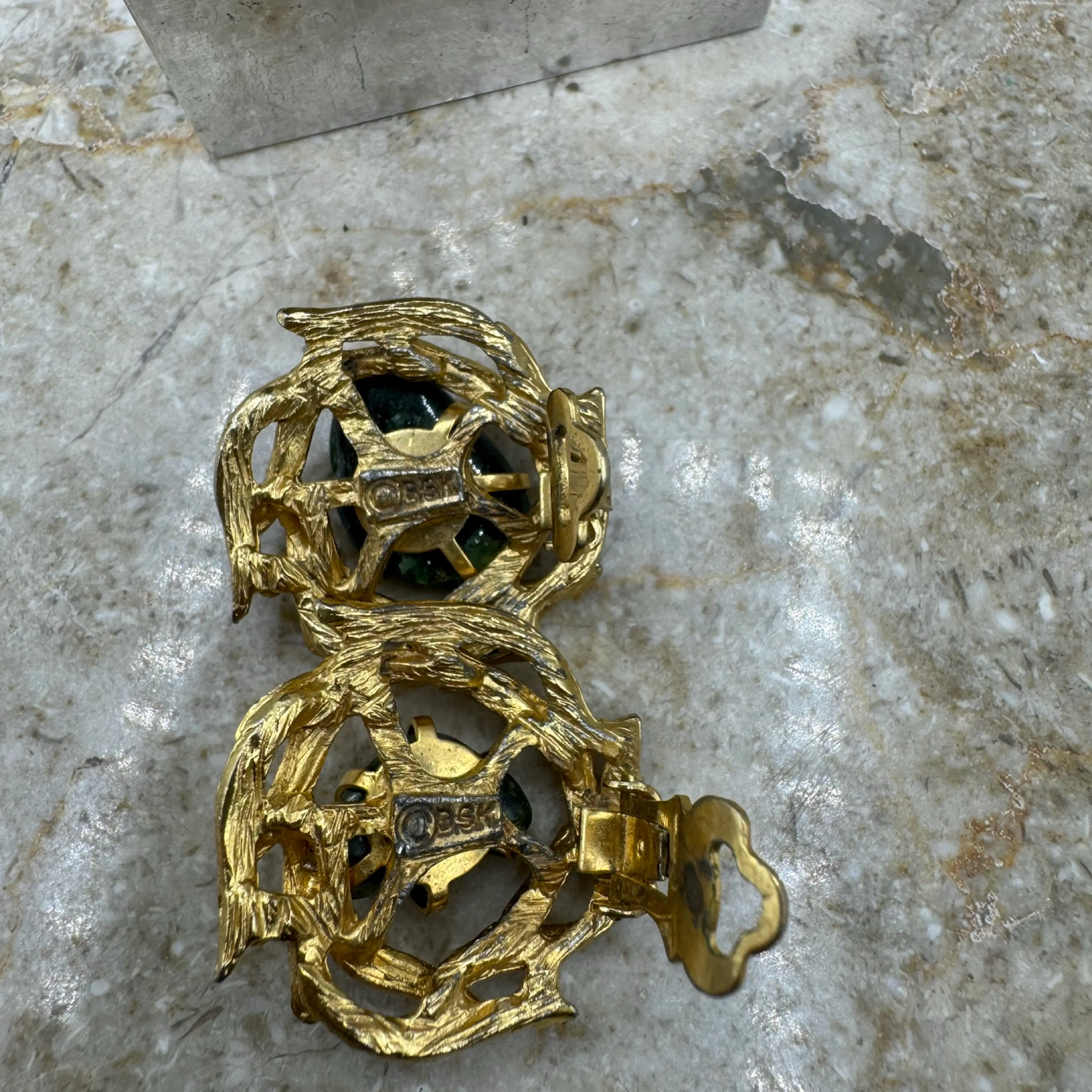 Image 2 of 2