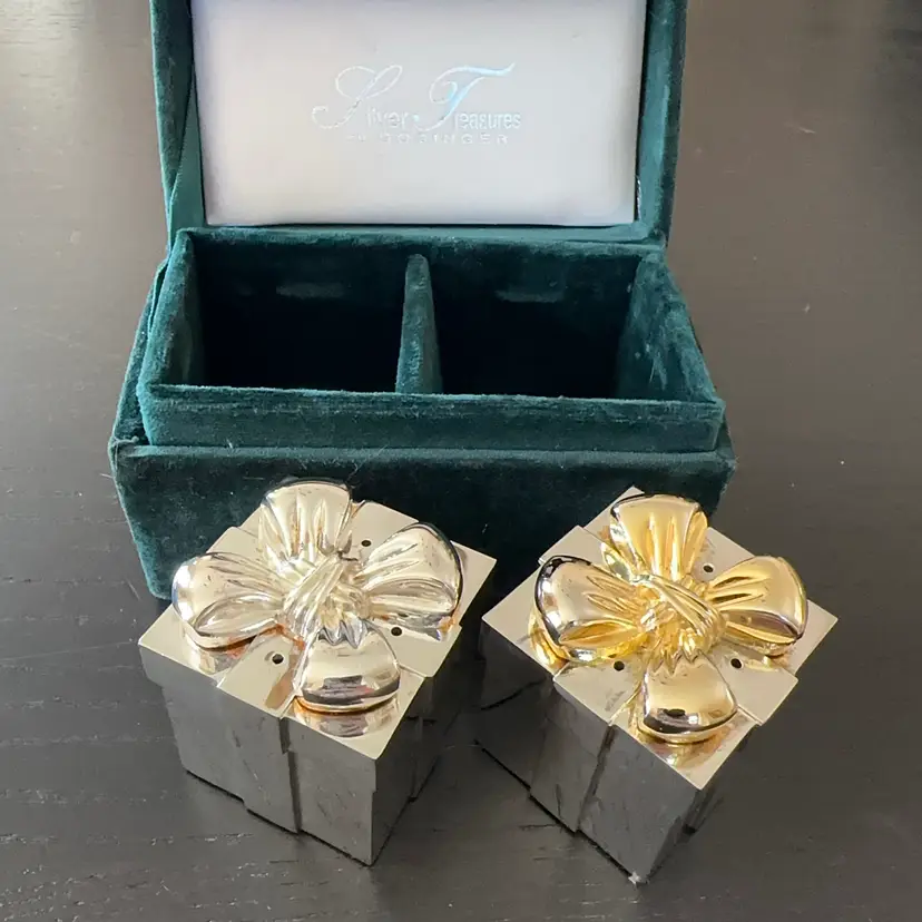 🔔 Set Of Godinger Salt And Pepper Shakers
