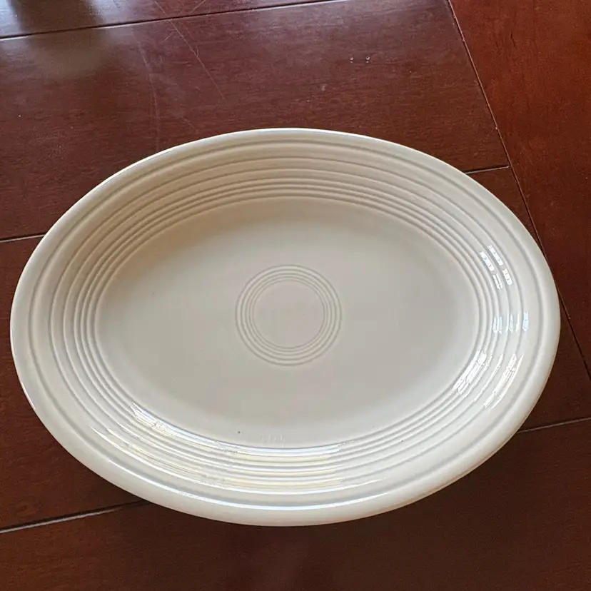 Fiesta 2014 Pearl Grey glazed ceramic oval serving platter