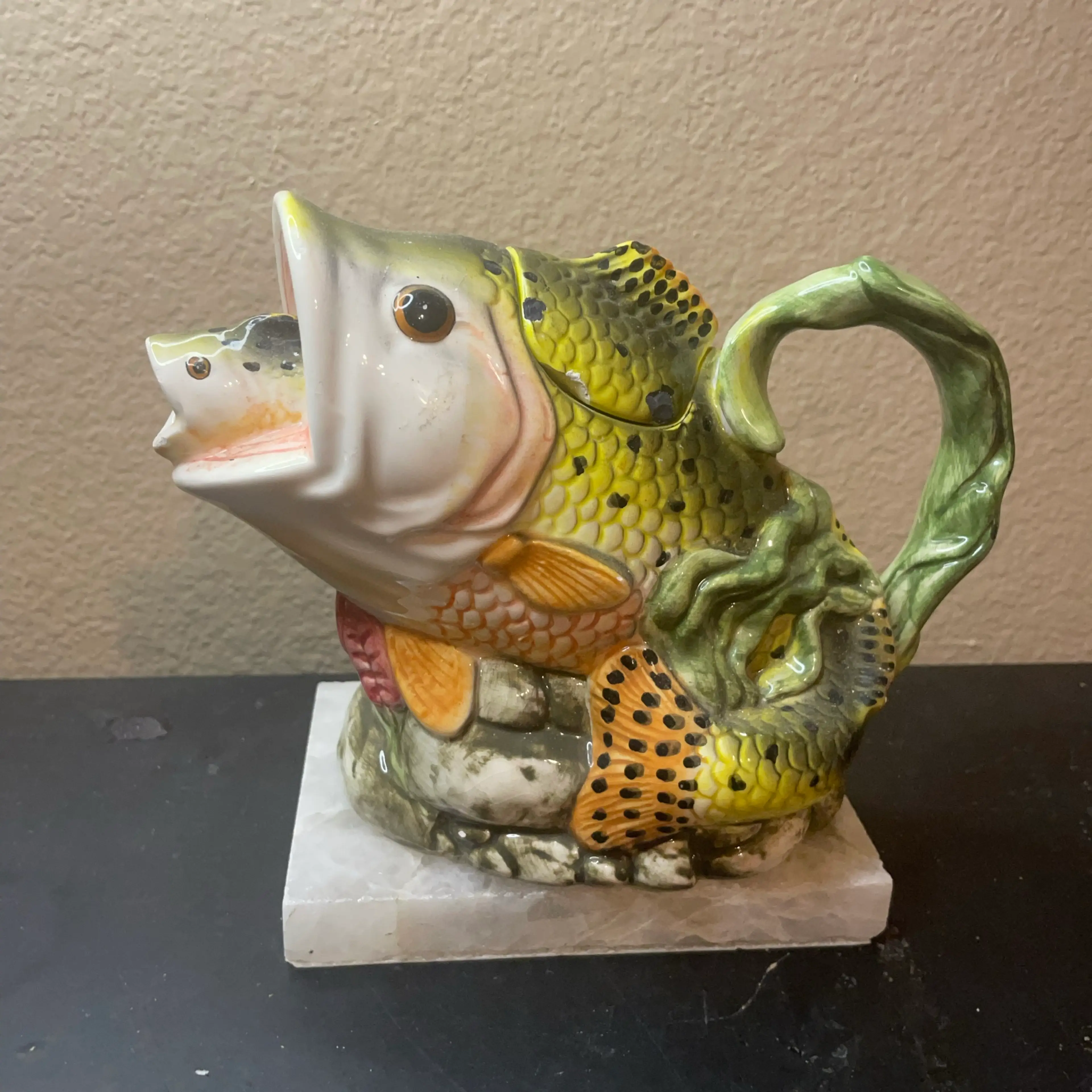 Image 2 of 9
