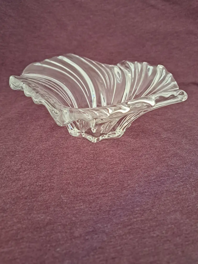 Mikasa Swirl Bowl