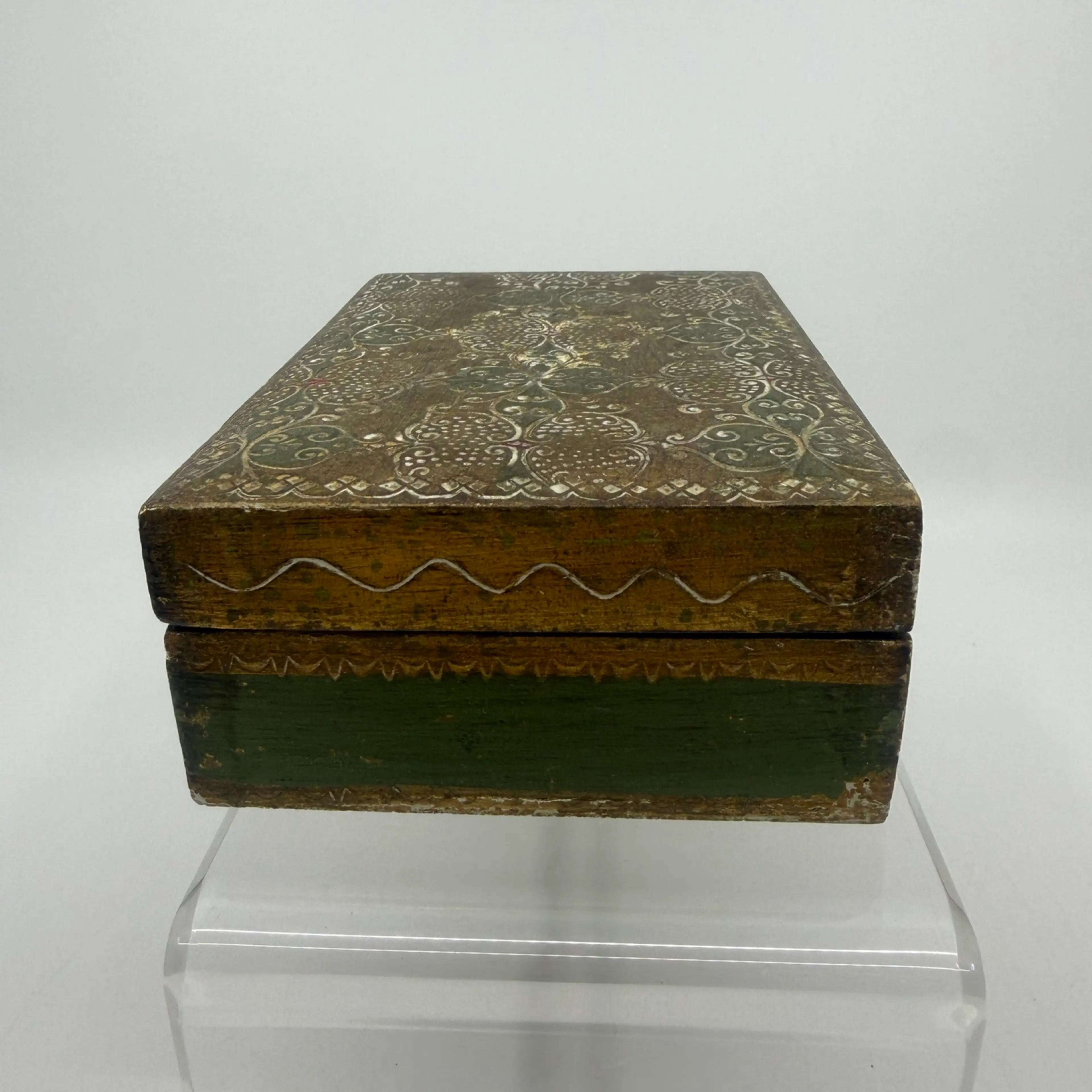 Image 4 of 8