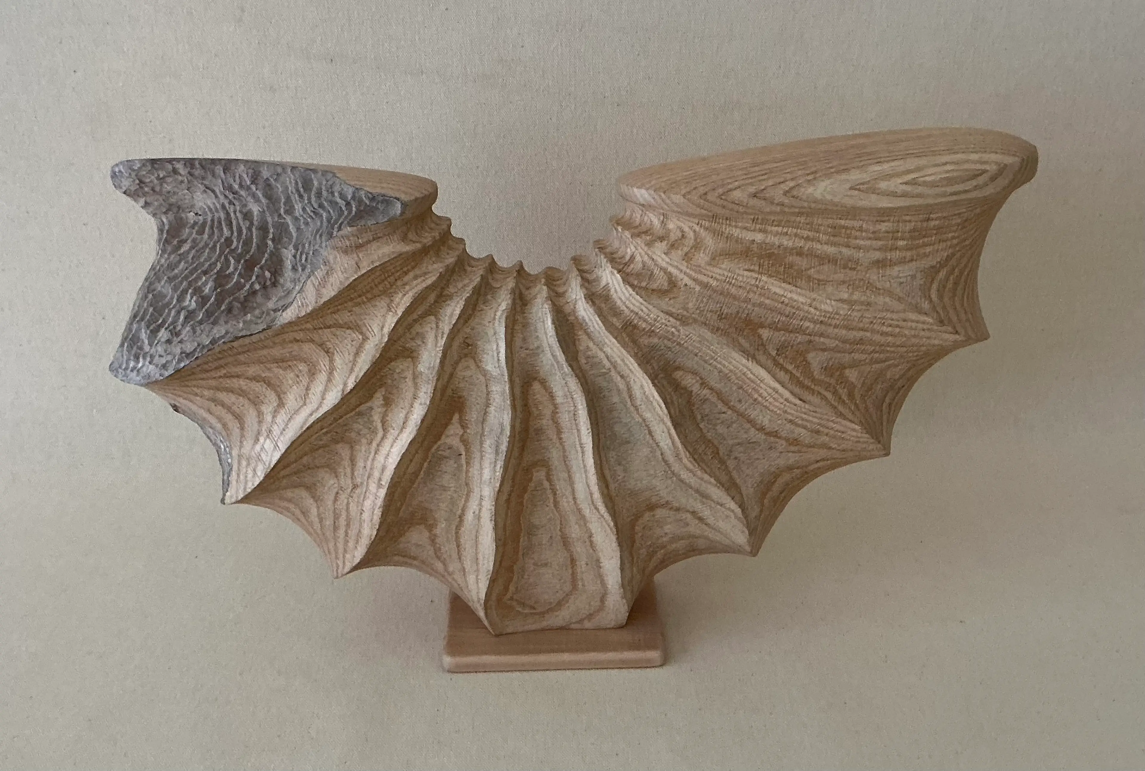 Image 2 of 6