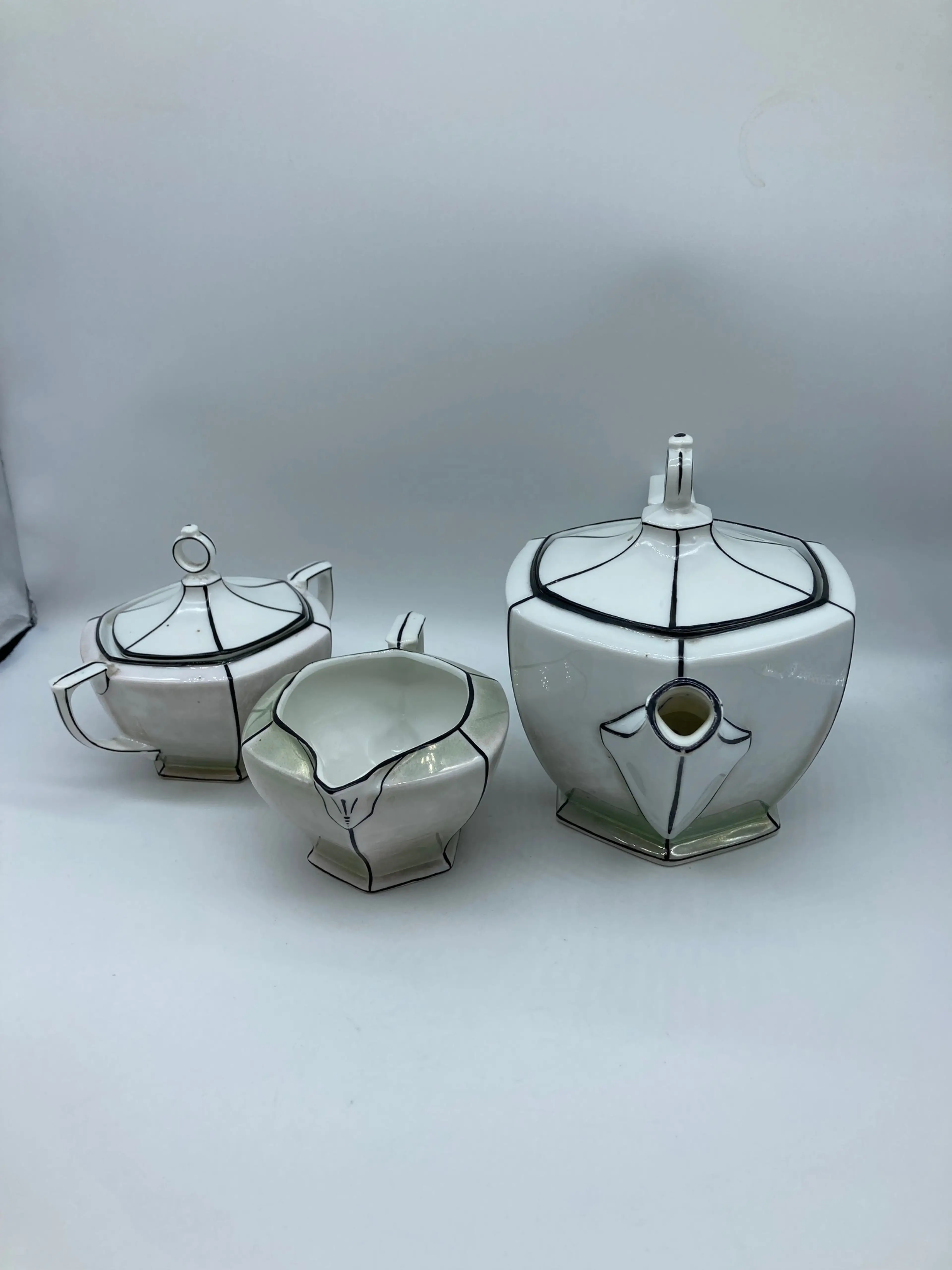 Image 3 of 6