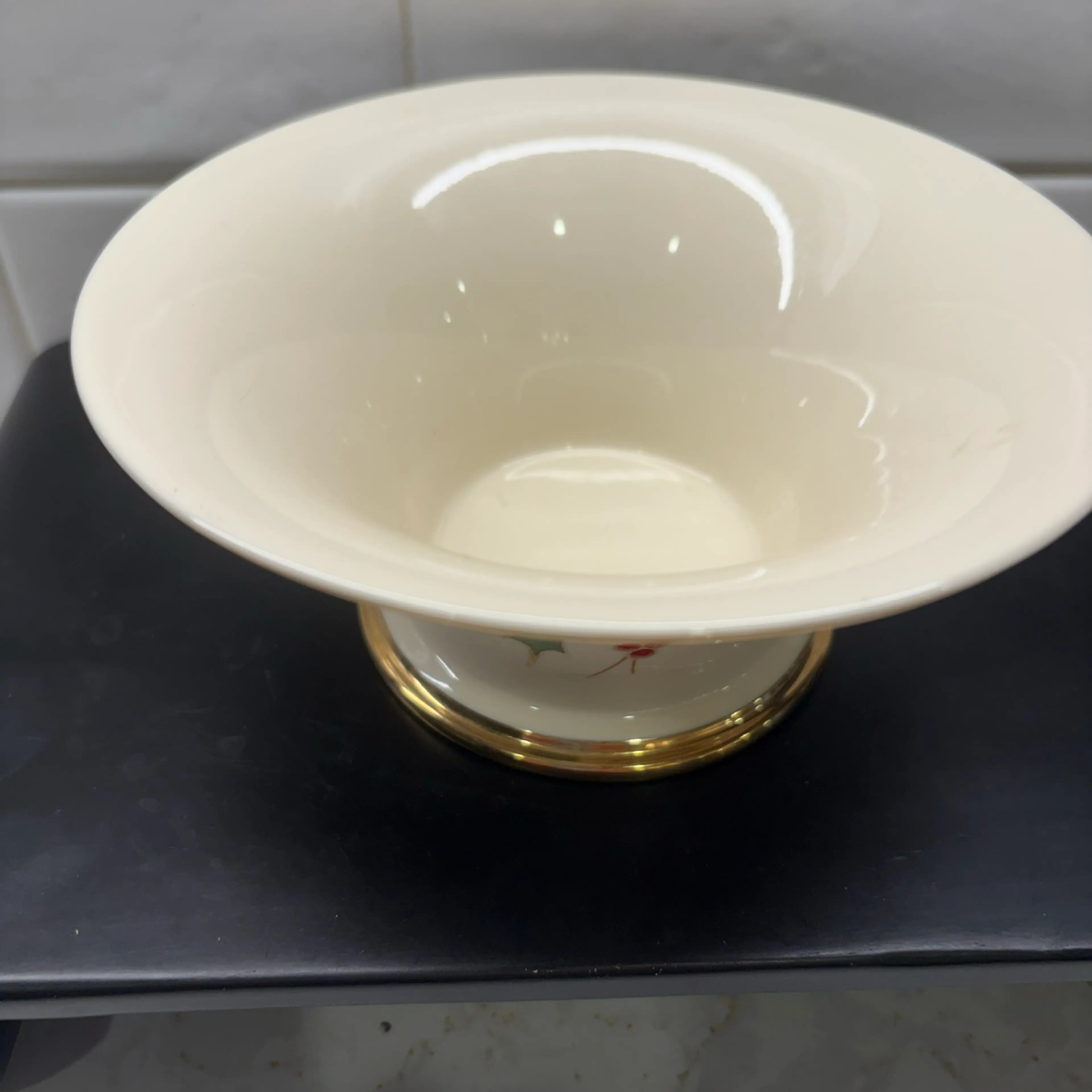 Image 3 of 6