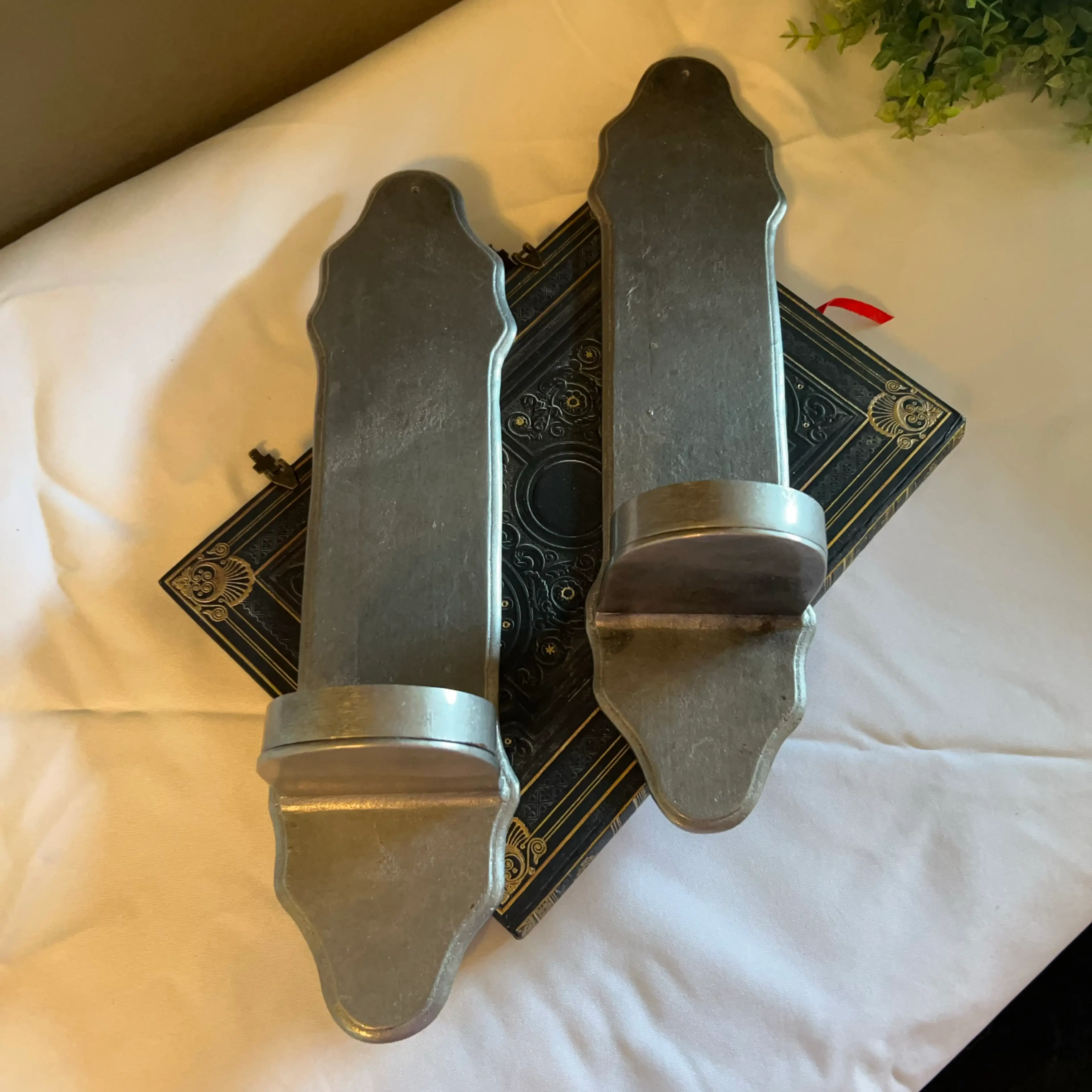 Image 2 of 5