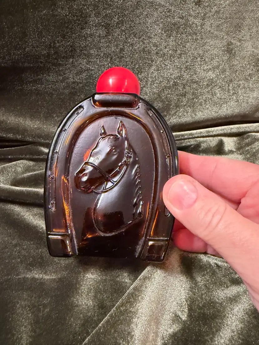 Avon Spicy After Shave Collectible Horse Head Equestrian Brown Glass Bottle