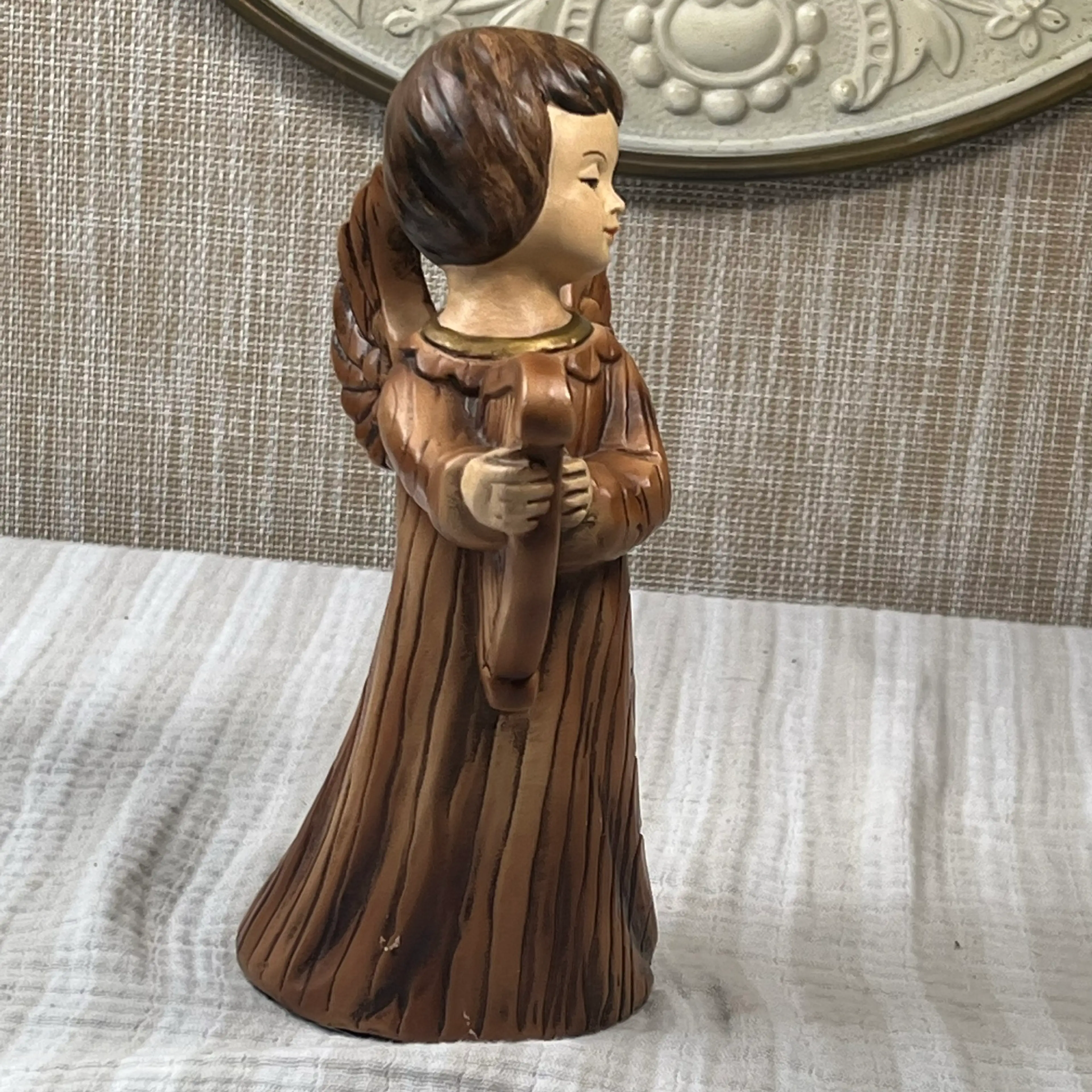 Image 2 of 7