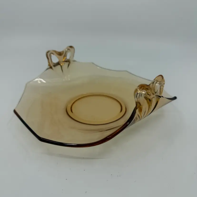 Vintage Fostoria Fairfax Depression Glass Amber Bow Handled Bonbon Dish 7”
