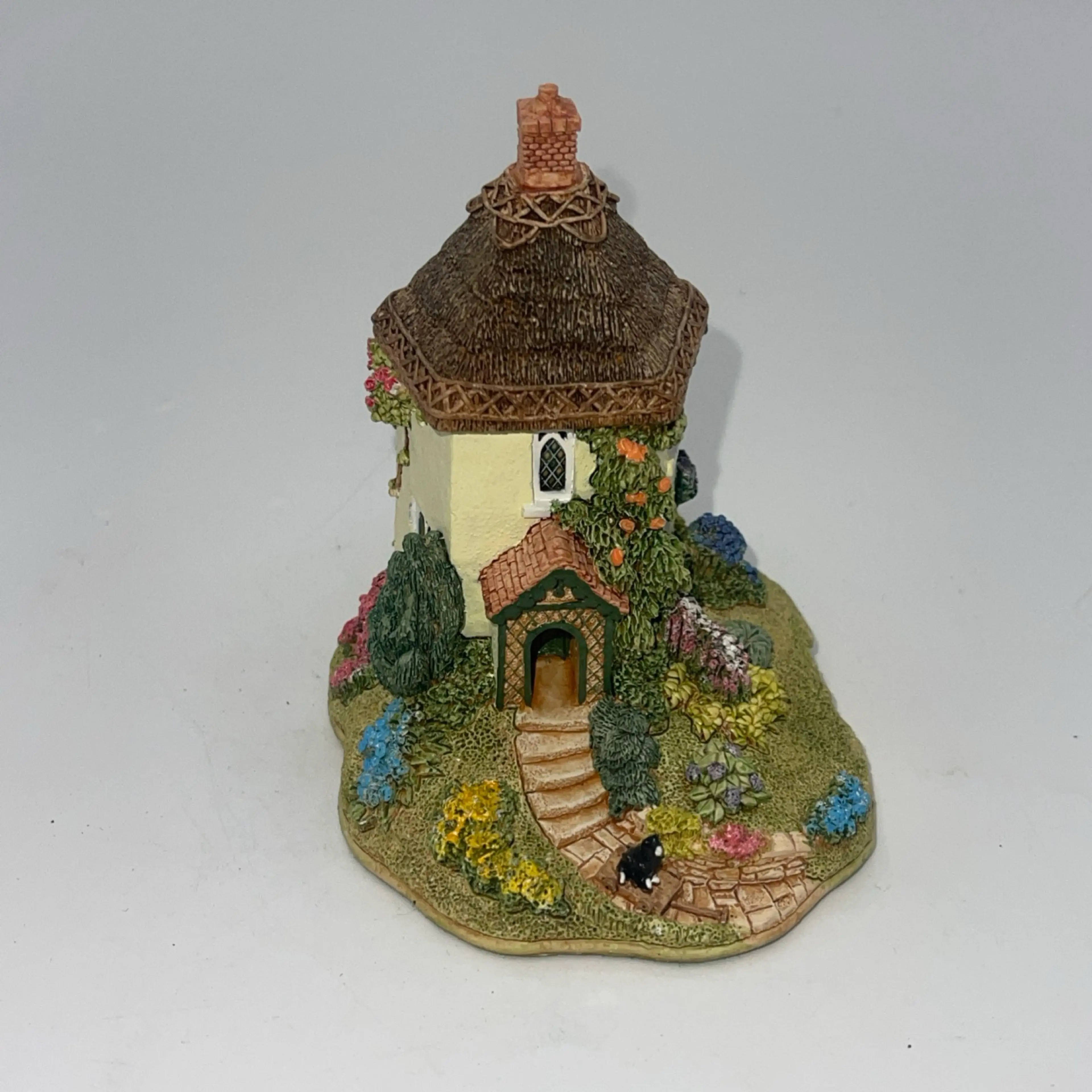 Image 1 of 5