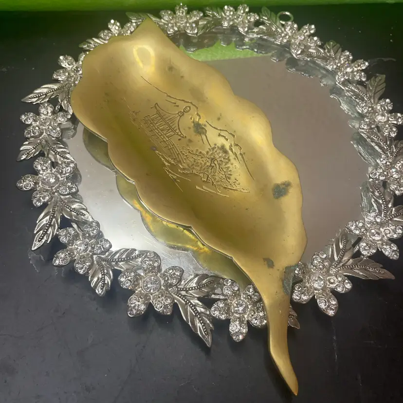 Etched Solid Brass Scalopped Rim 7” Leaf Trinket Holder