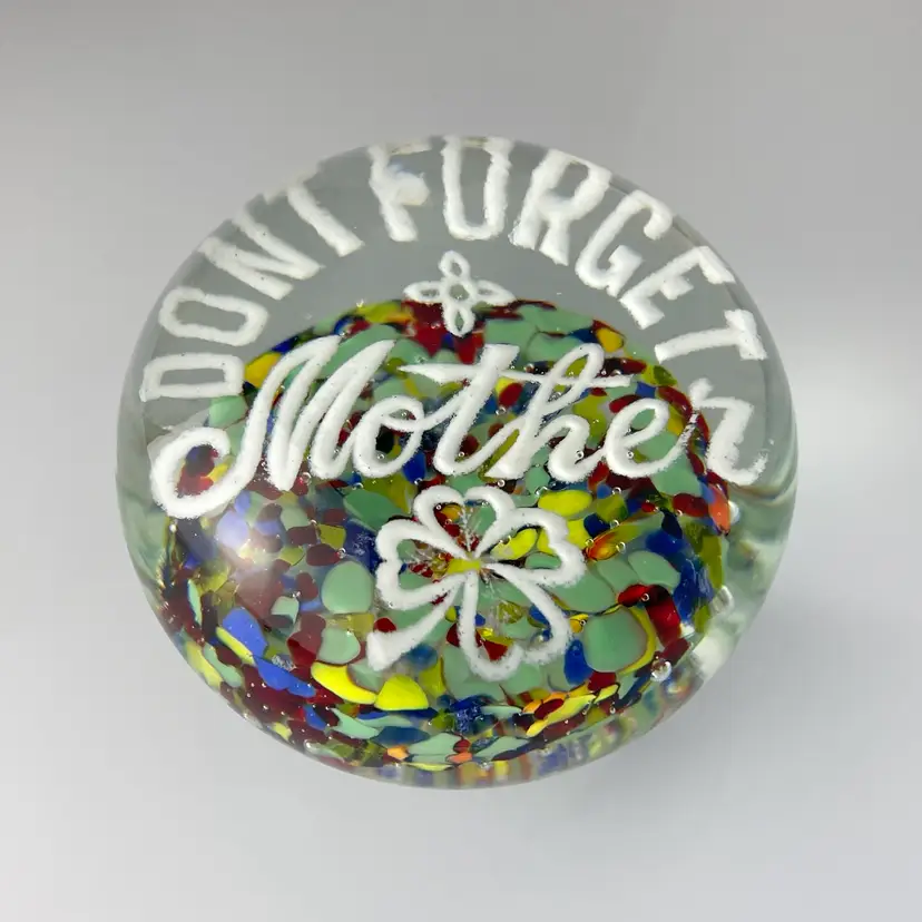 John Gentile Glass "Don’t Forget Mother" c.1970s Vintage Confetti Frit Motto Paperweight 2.5x3.25"