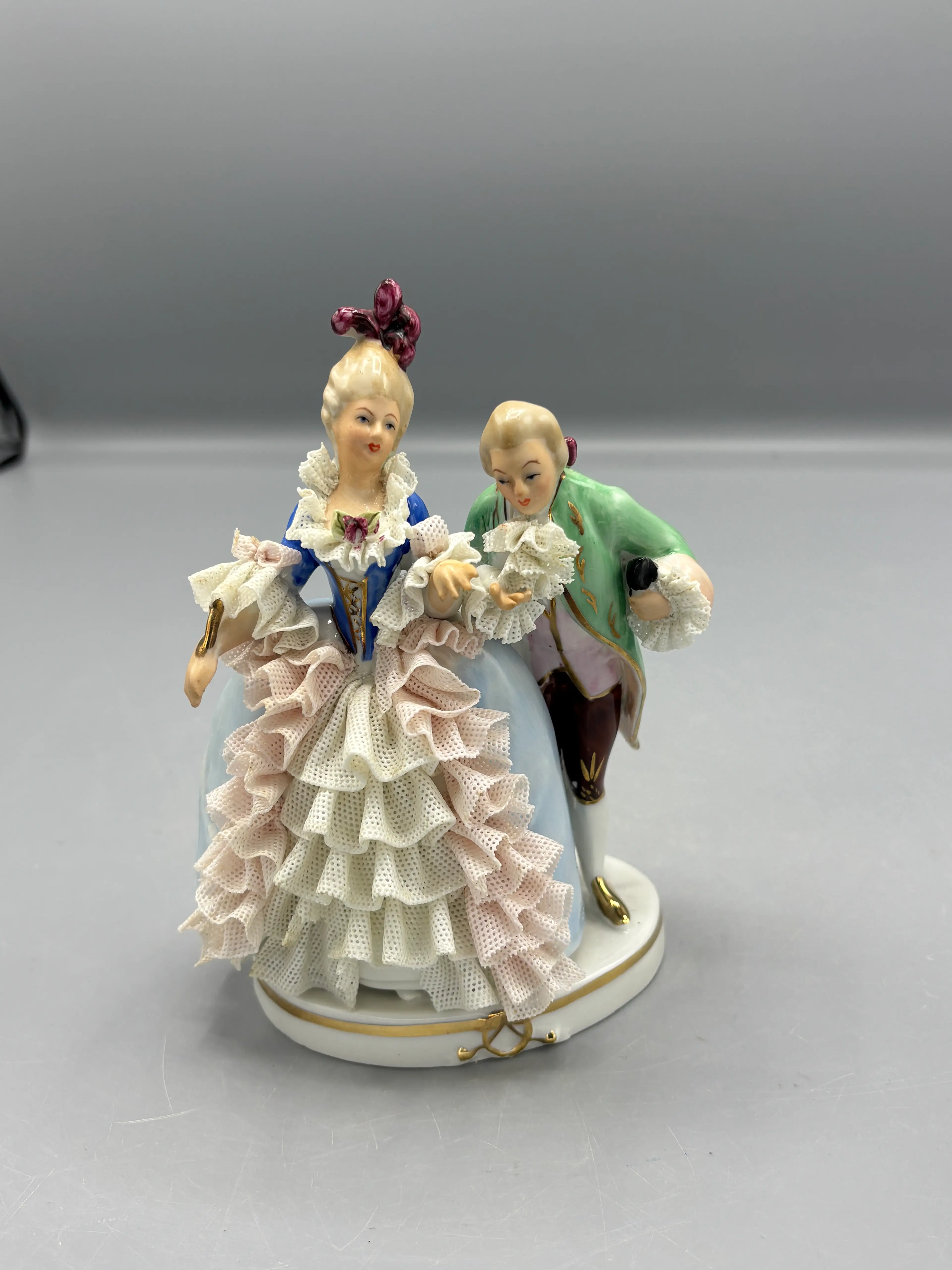 Image 1 of 6