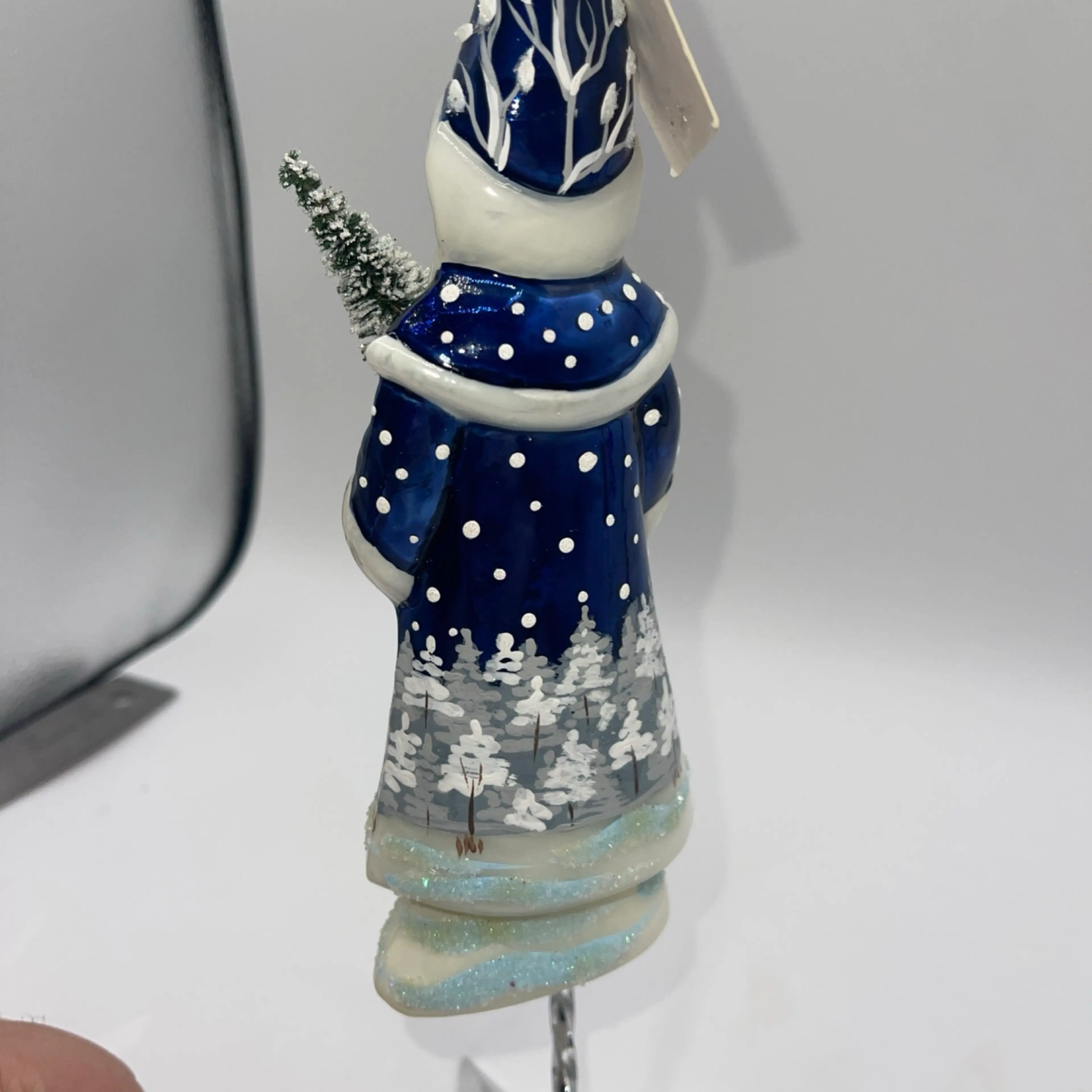 Image 4 of 7