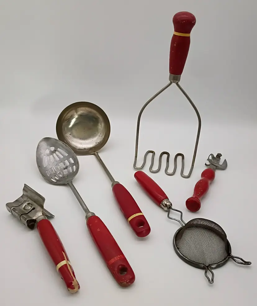6 Vintage Kitchen Utensils ~ Red Wood Handles ~ Strainer Masher Spoon Ladle +