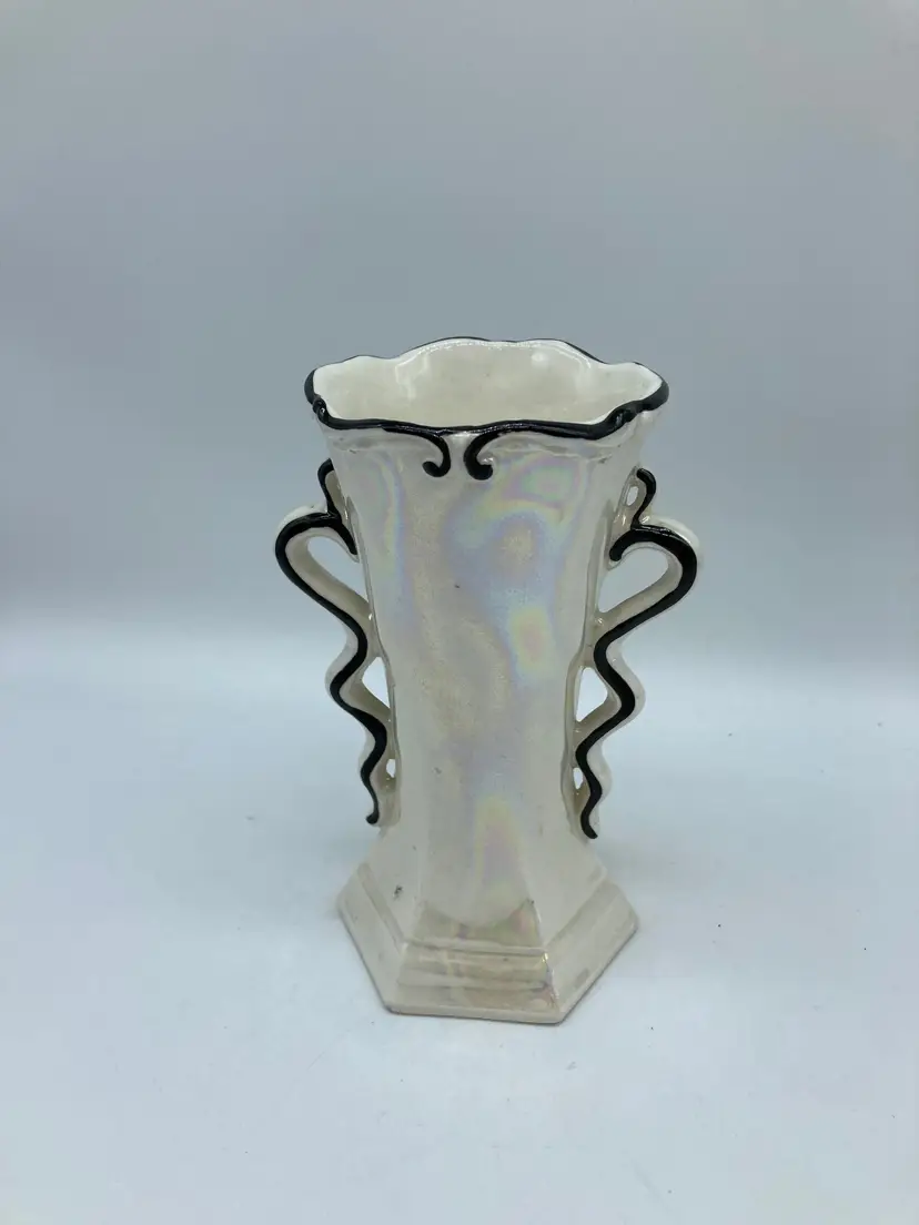 Vintage Czechoslovakia Lusterware Trophy Vase White Pearl  5 “Tall, 4” Across