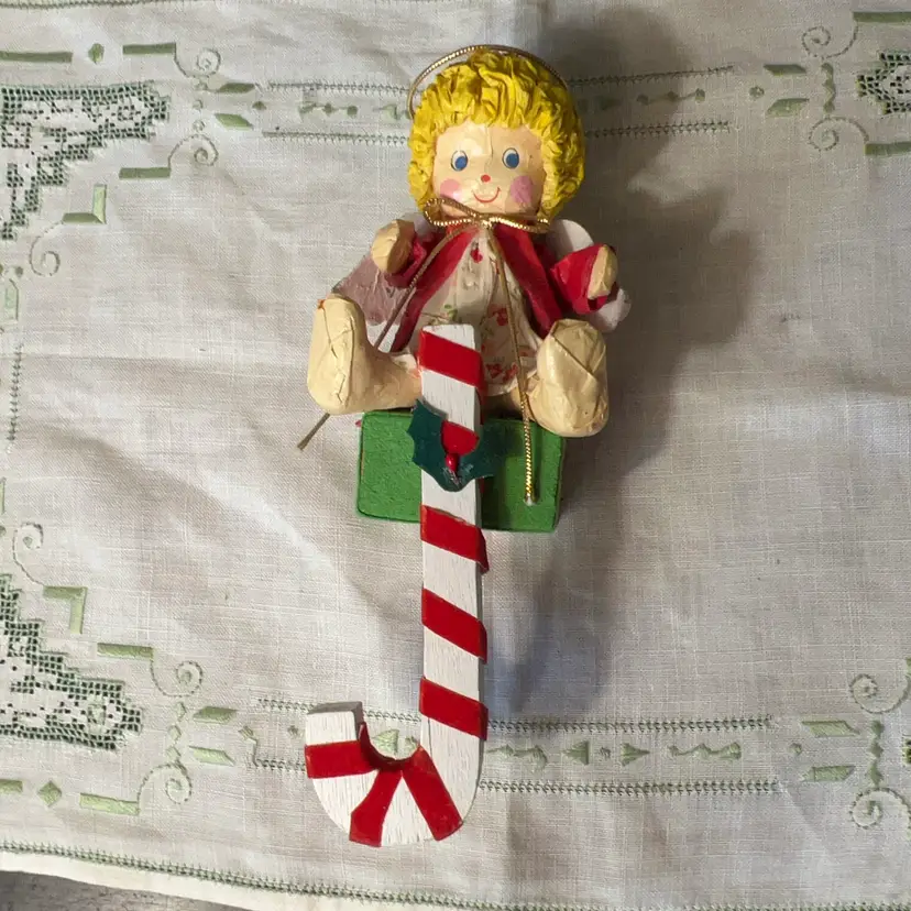 NOS Vintage Silvestri Shelf Sitter Angel Stocking Holder