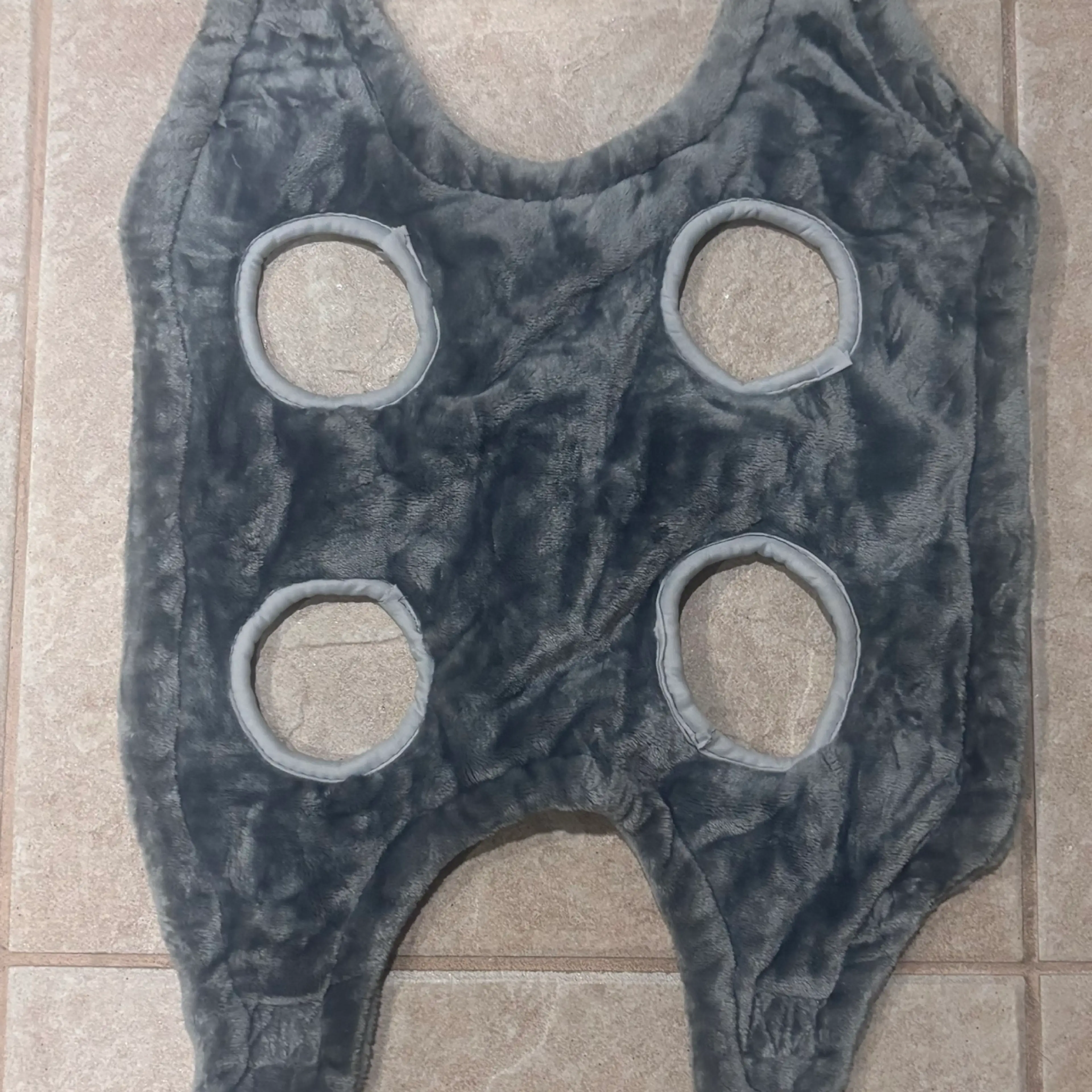 Image 2 of 10
