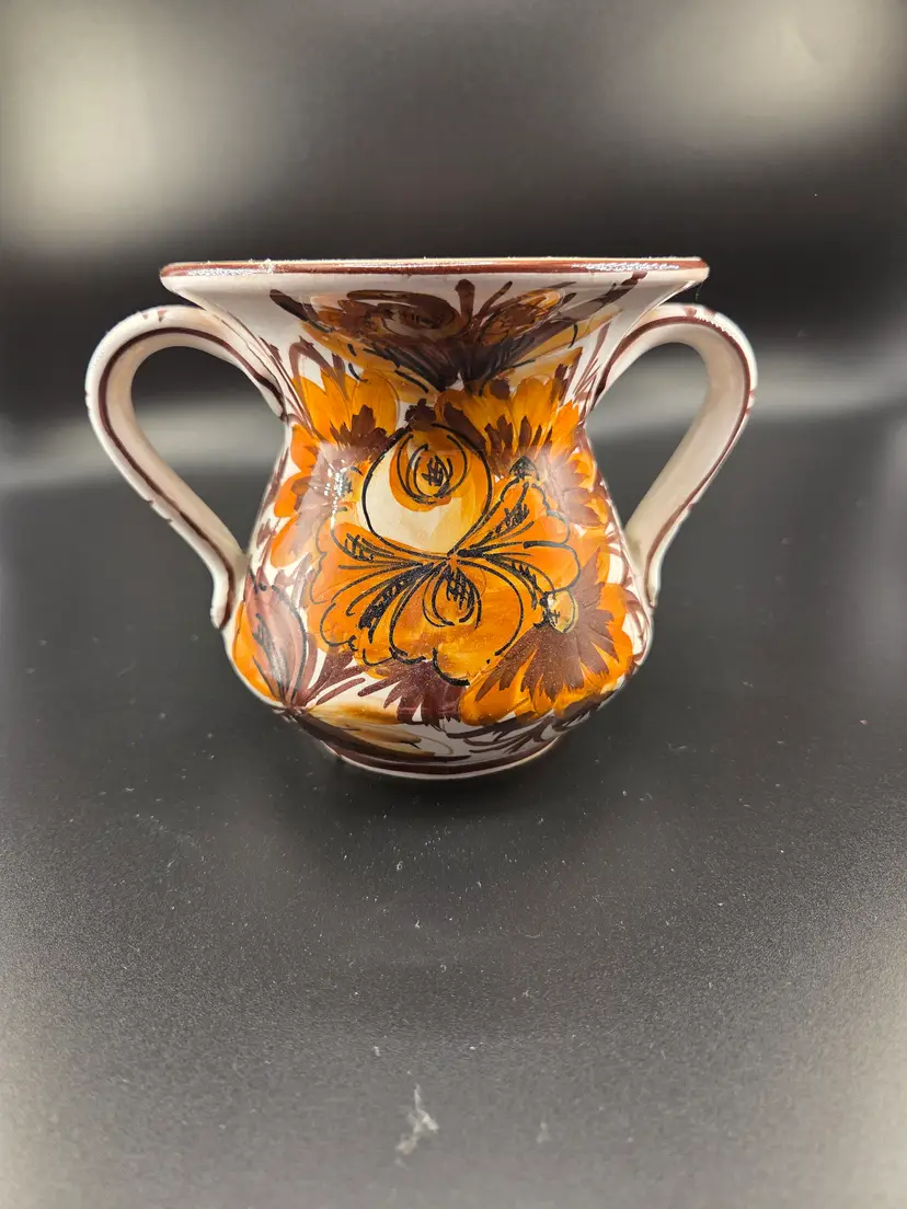 Italian pottery vase