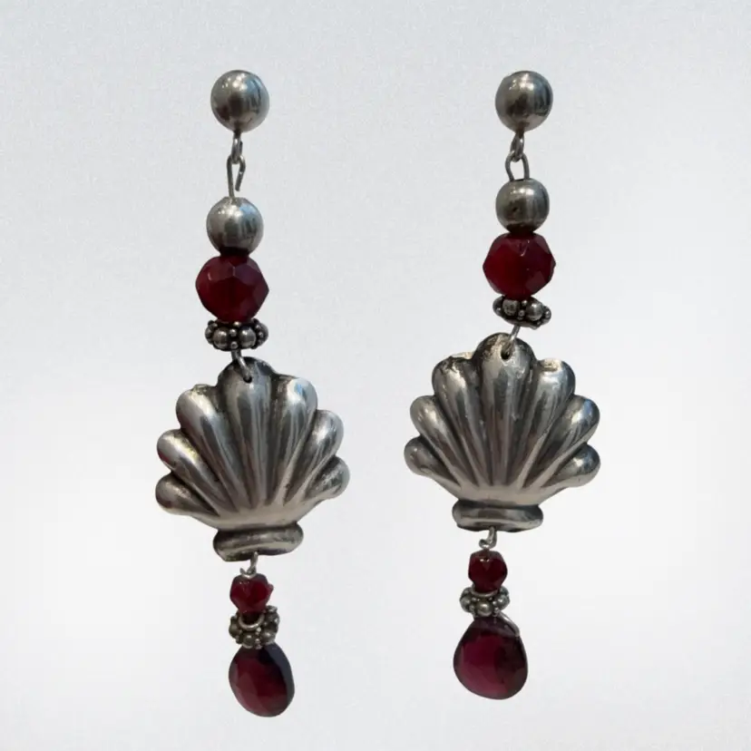 Vintage Sterling Silver Clam Shell Garnet Red Faceted Glass Bead Dangle Earrings 2.50”