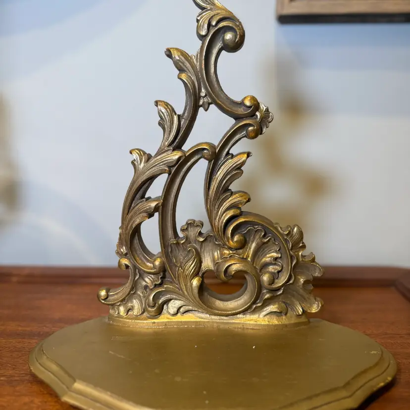 Mid-Century Hollywood Regency Syroco Gold Scroll Wall Shelf