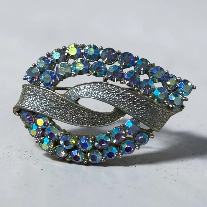 Midcentury Signed Coro Pegasus Blue Aurora Borealis AB Rhinestone Brooch 2.25” x 2”
