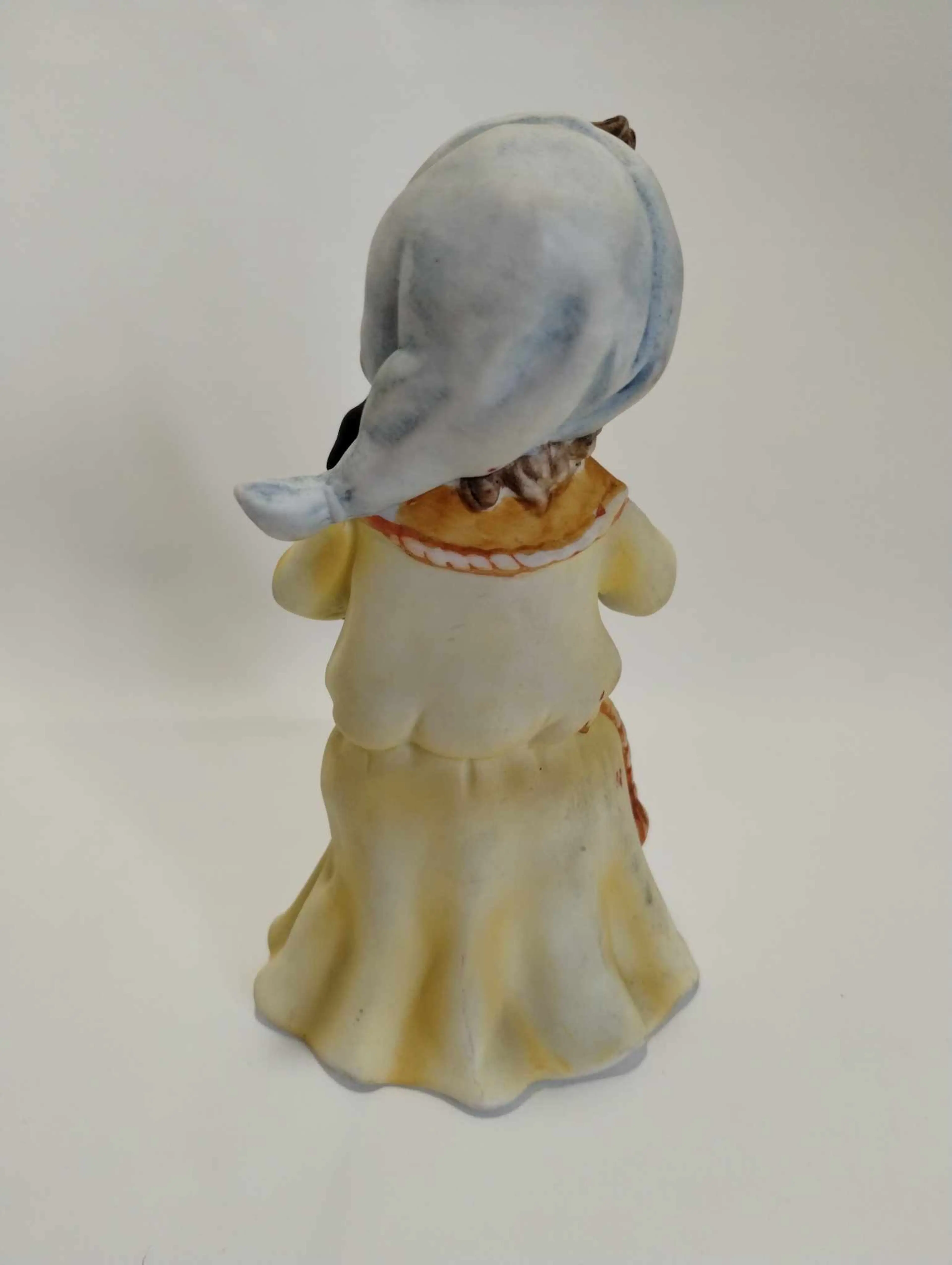 Image 4 of 8