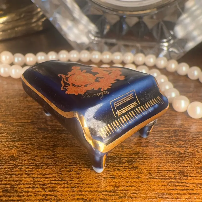 😻 vintage Limoges Castel miniature grand piano figurine made in France