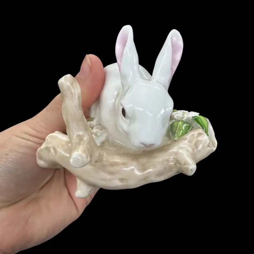 Bone China Bunny Made In Taiwan