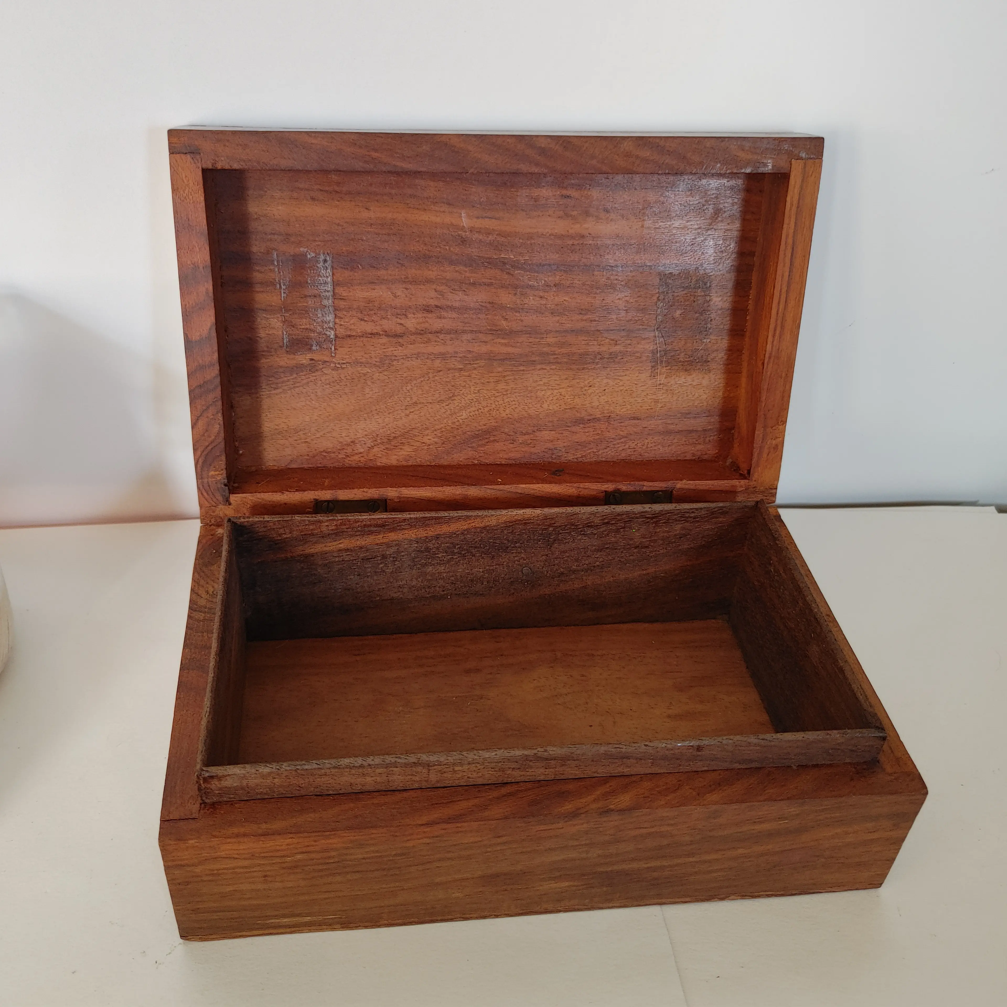 Image 2 of 6