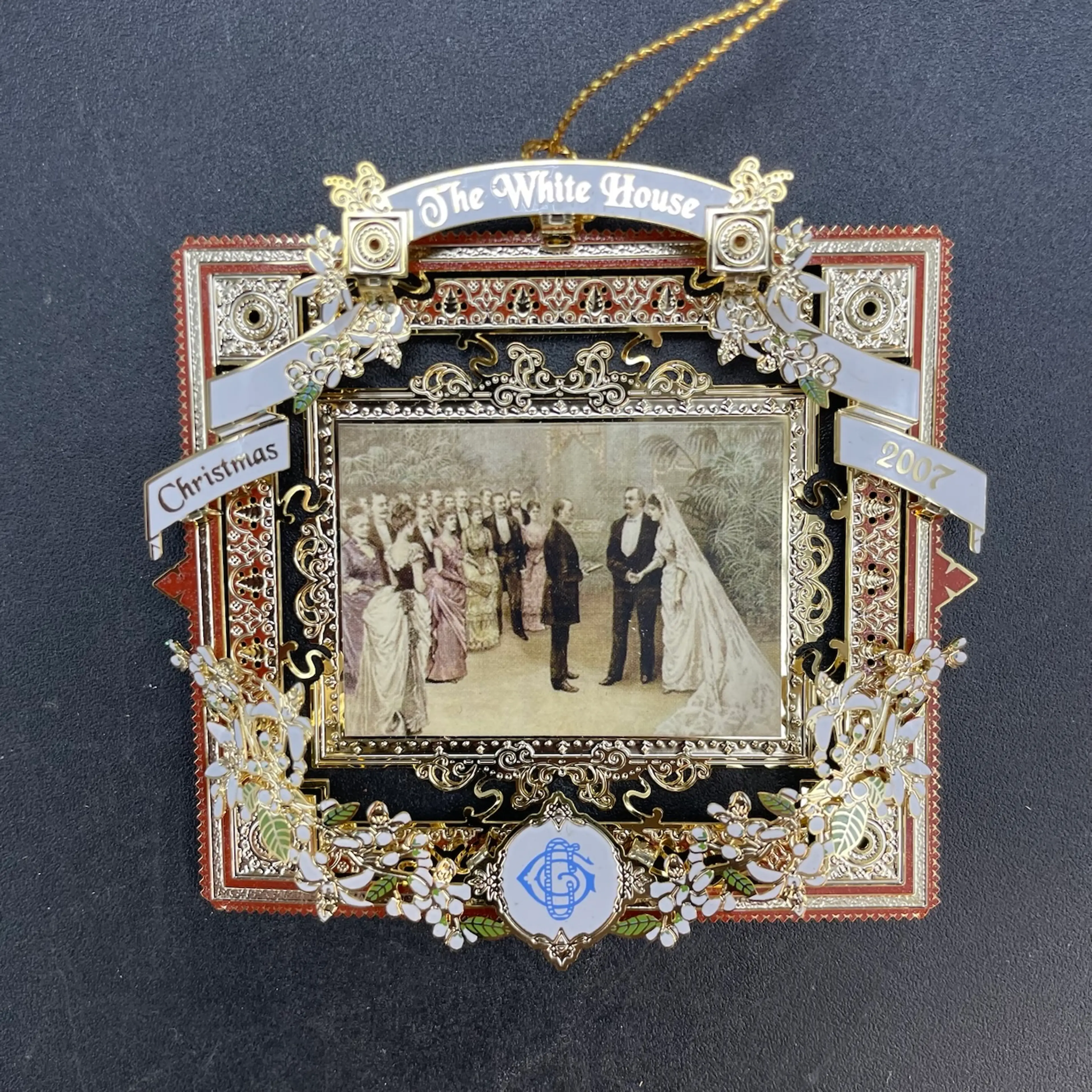 Image 4 of 7