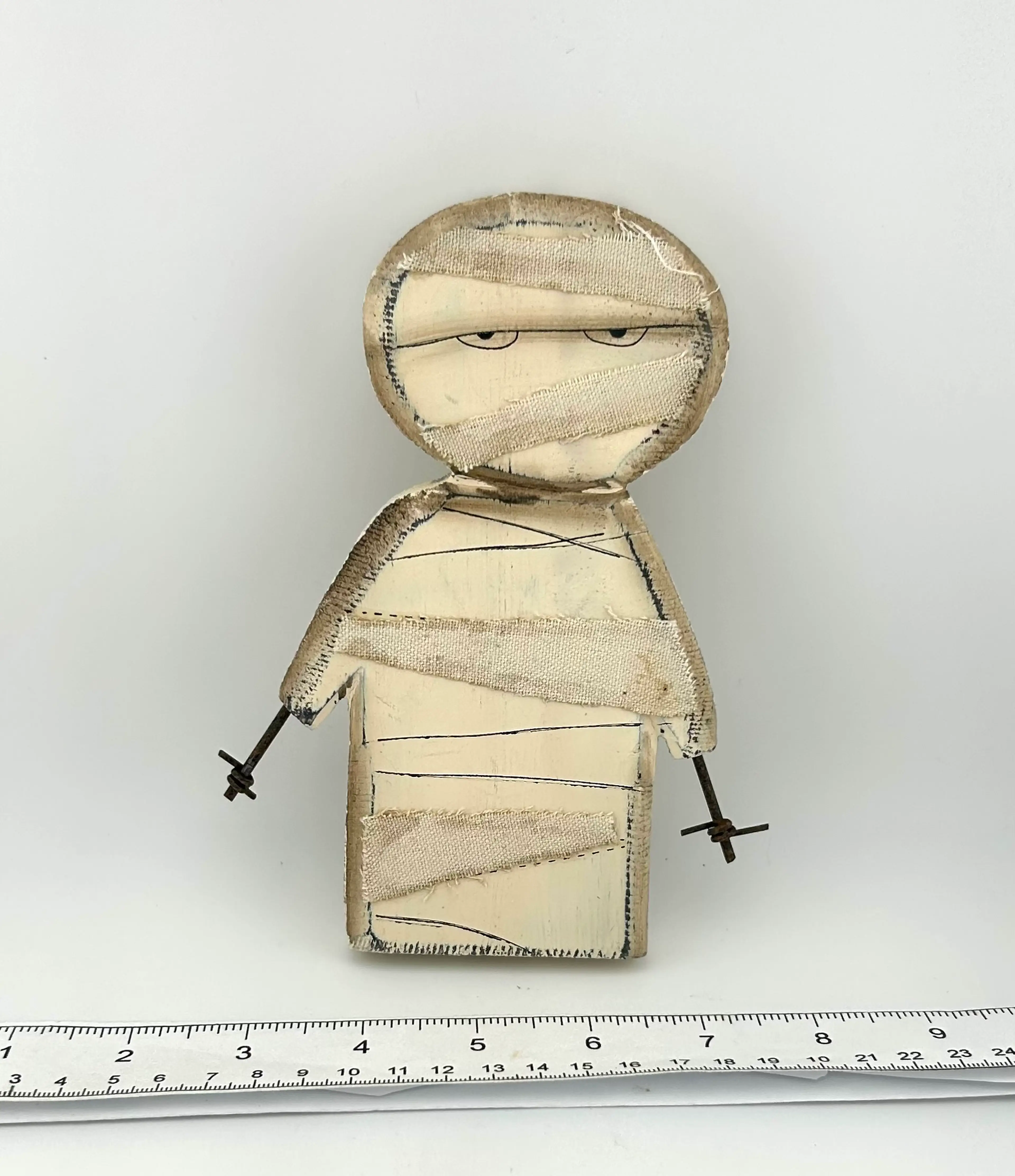 Image 4 of 16