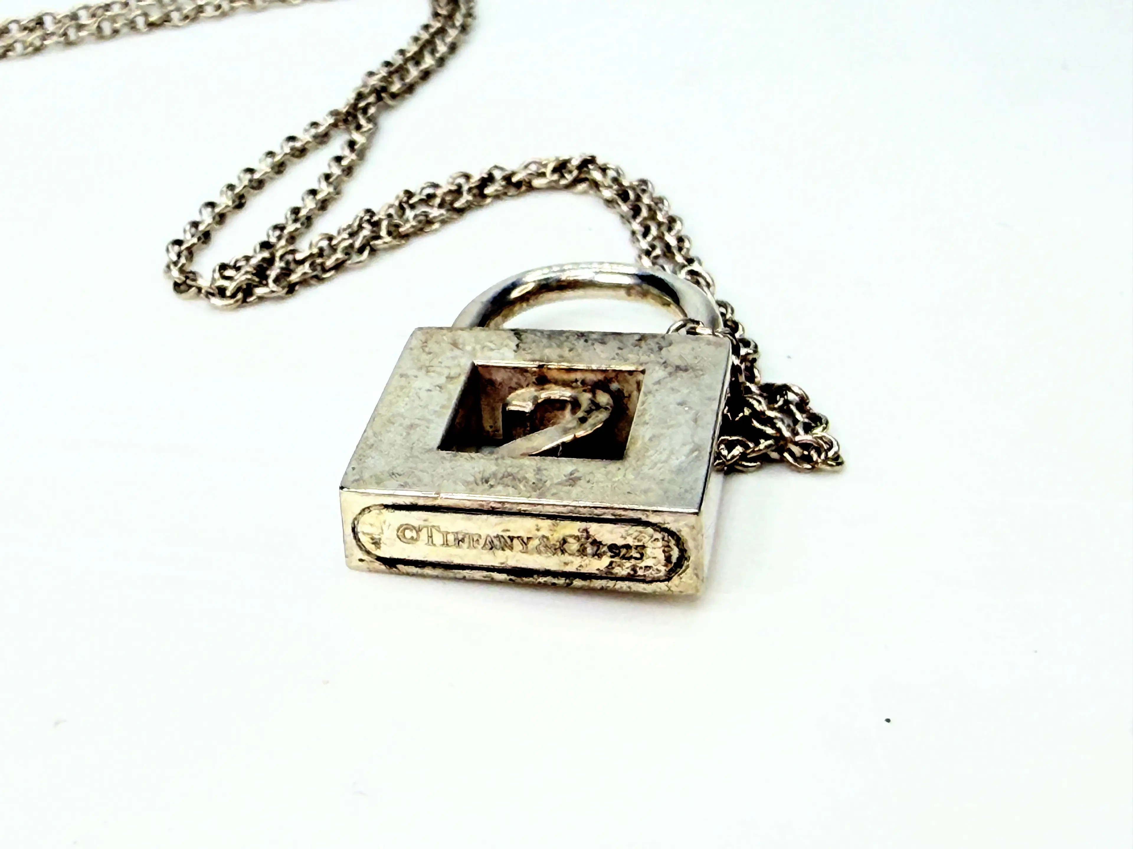 Image 2 of 6