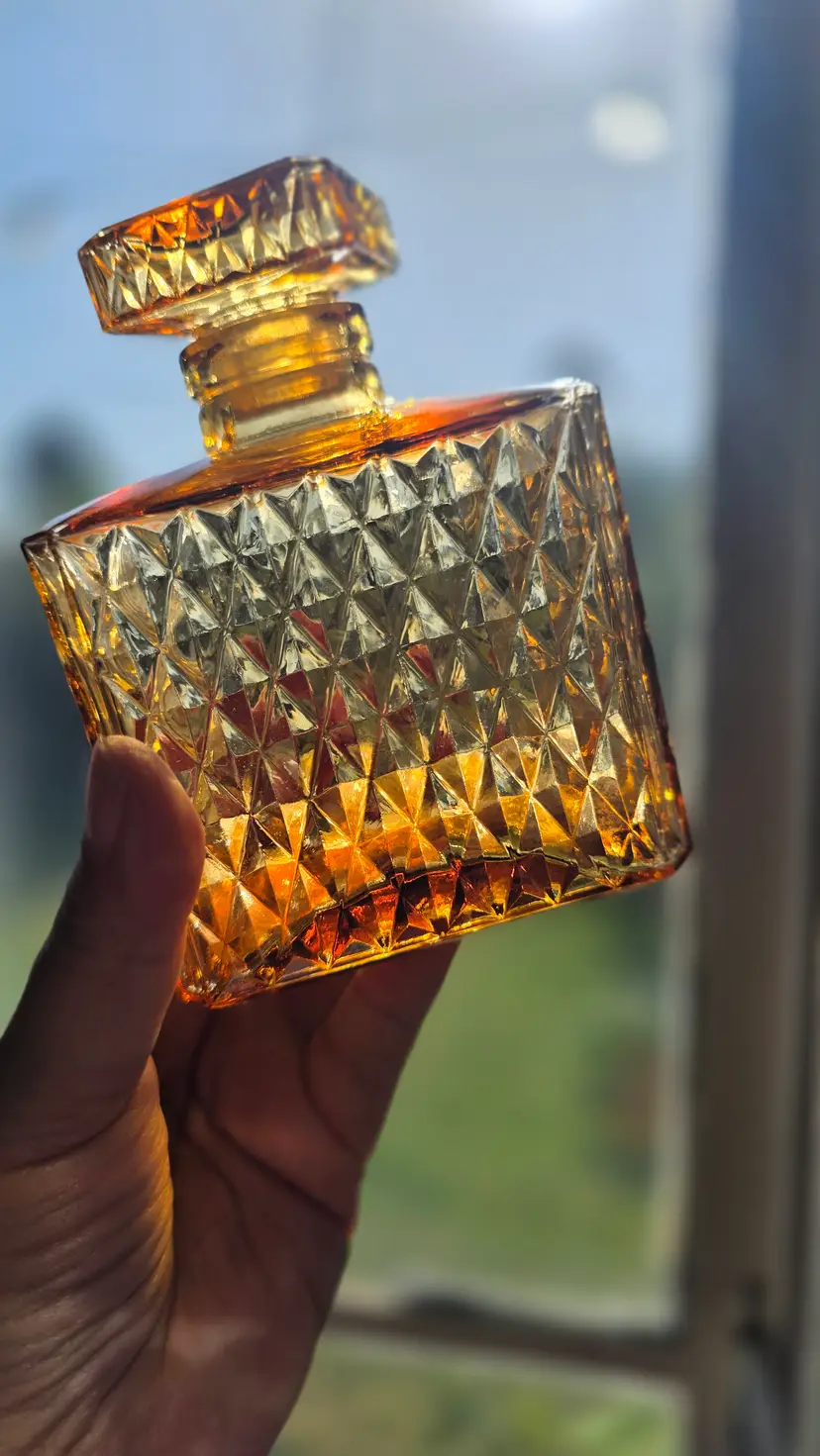 ☀️ Mid Century Amber Diamond Point Glass Decanter Bottle | Japan