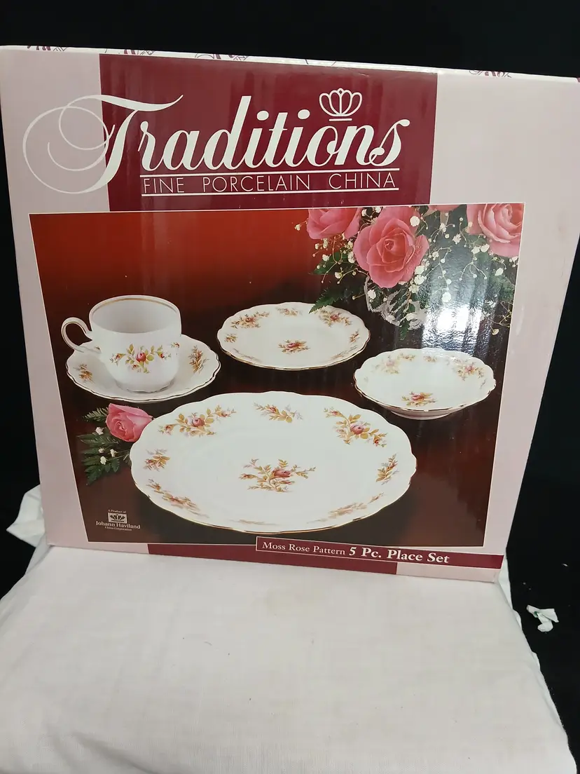 Traditions Moss Rose Porcelain China Set