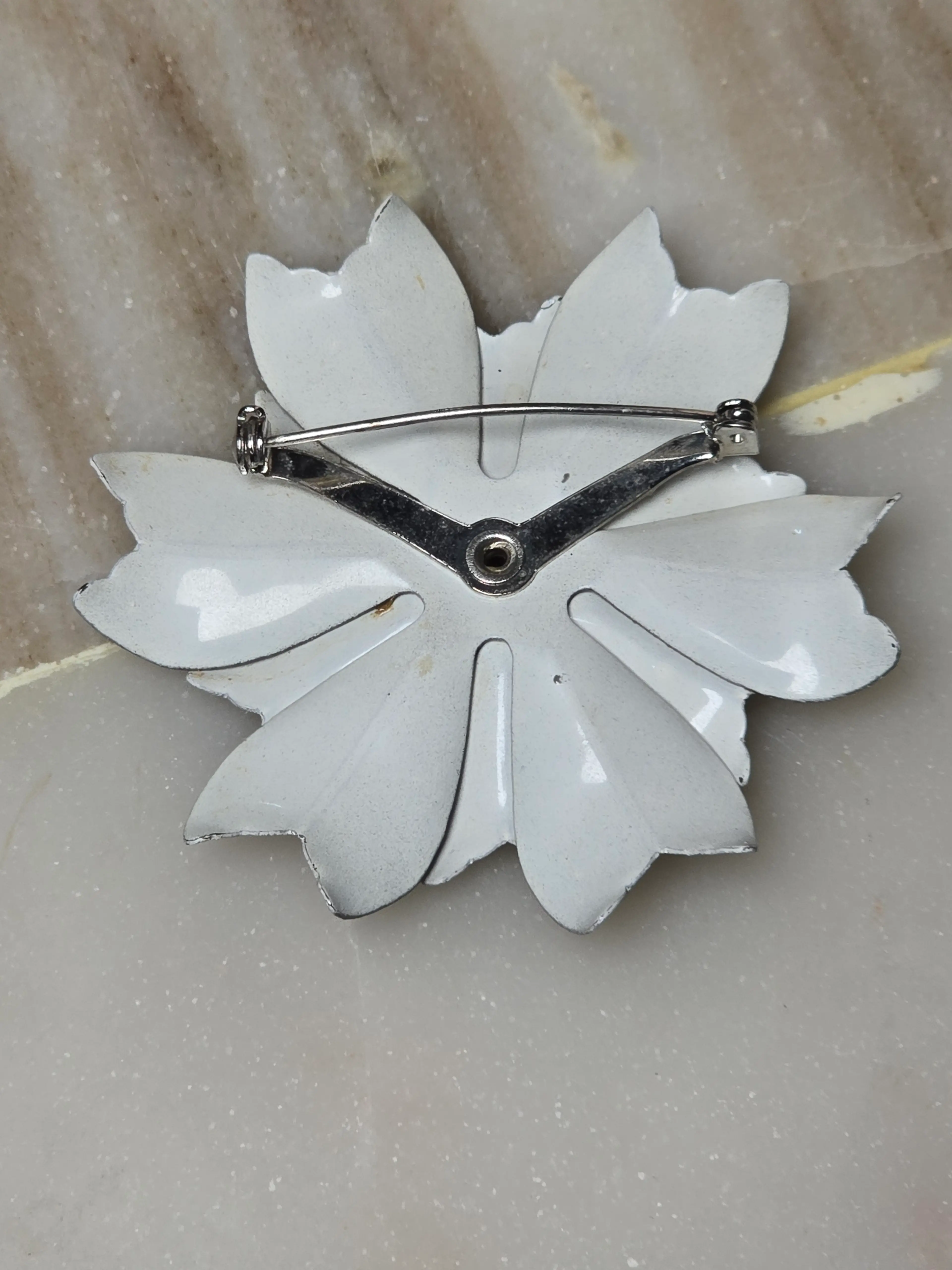 Image 3 of 3